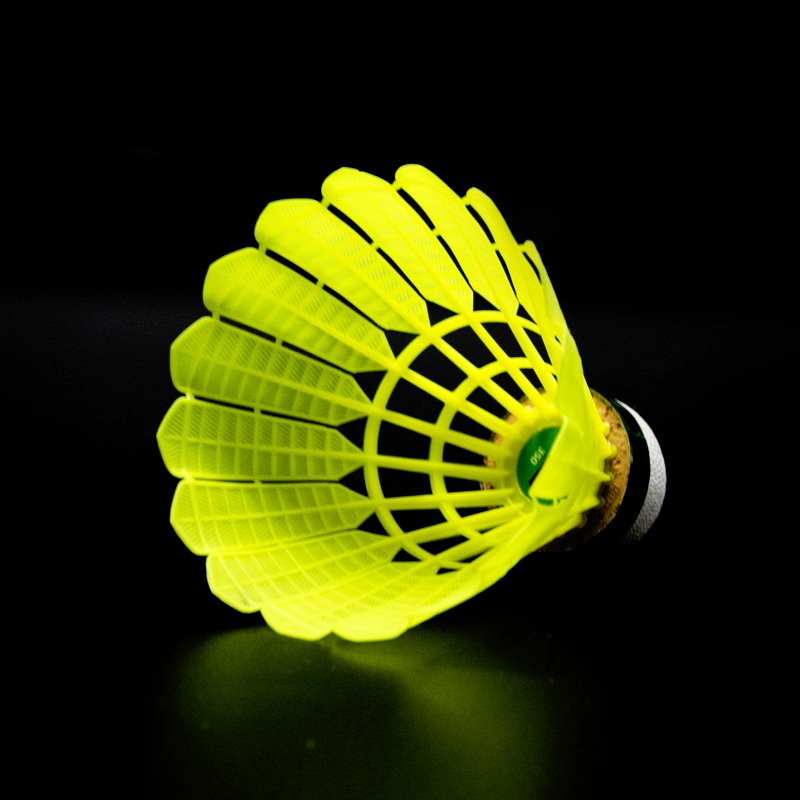 Professional Yellow Nylon Badminton Shuttlecocks Durability for Training Similar As Mavis 350 Shuttlecock