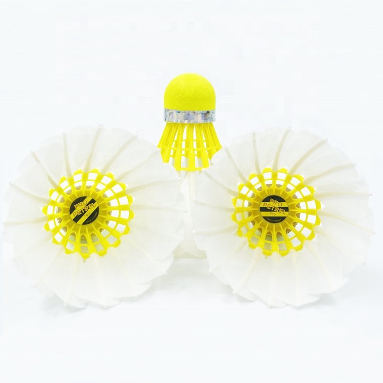 Factory Supply Goose Feather PRO PETREL Brand 777 Badminton shuttlecock Stable and Sturdy High Speed Badminton Shuttles
