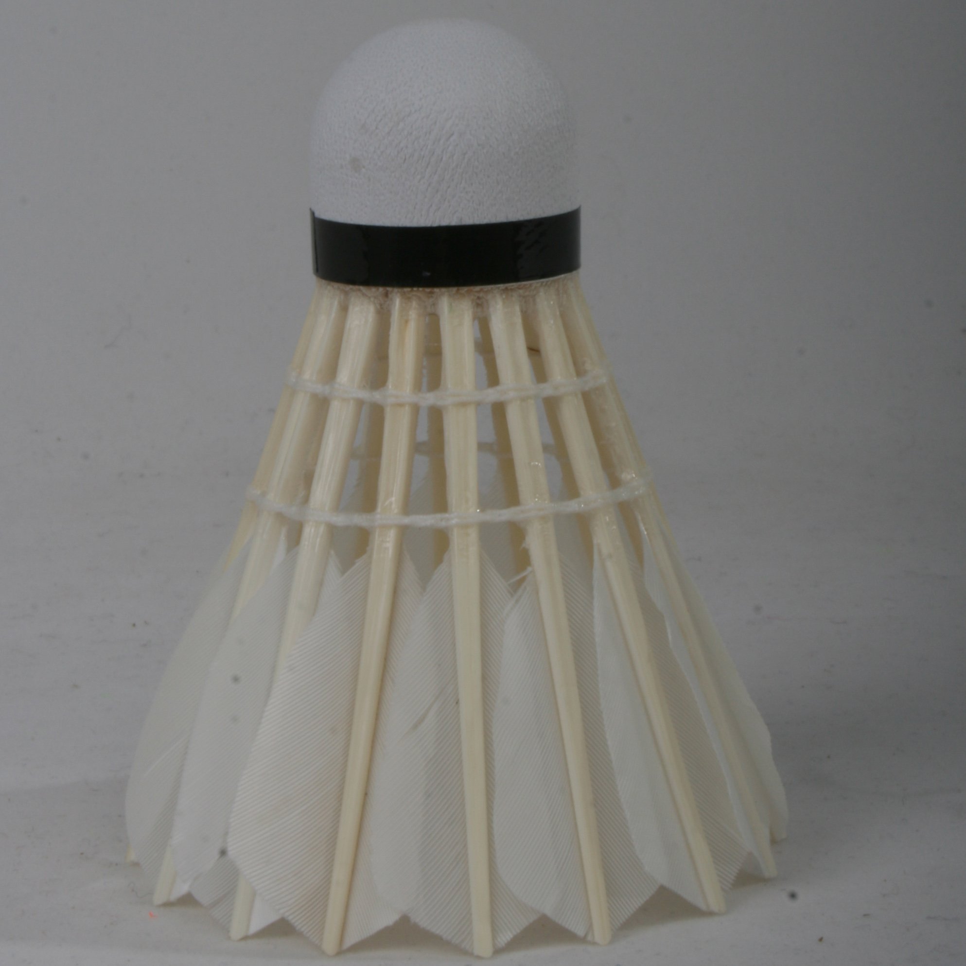 High Quality Natural Feather Badminton Shuttlecock with the same price as the feather more durable Natual White goose Feather