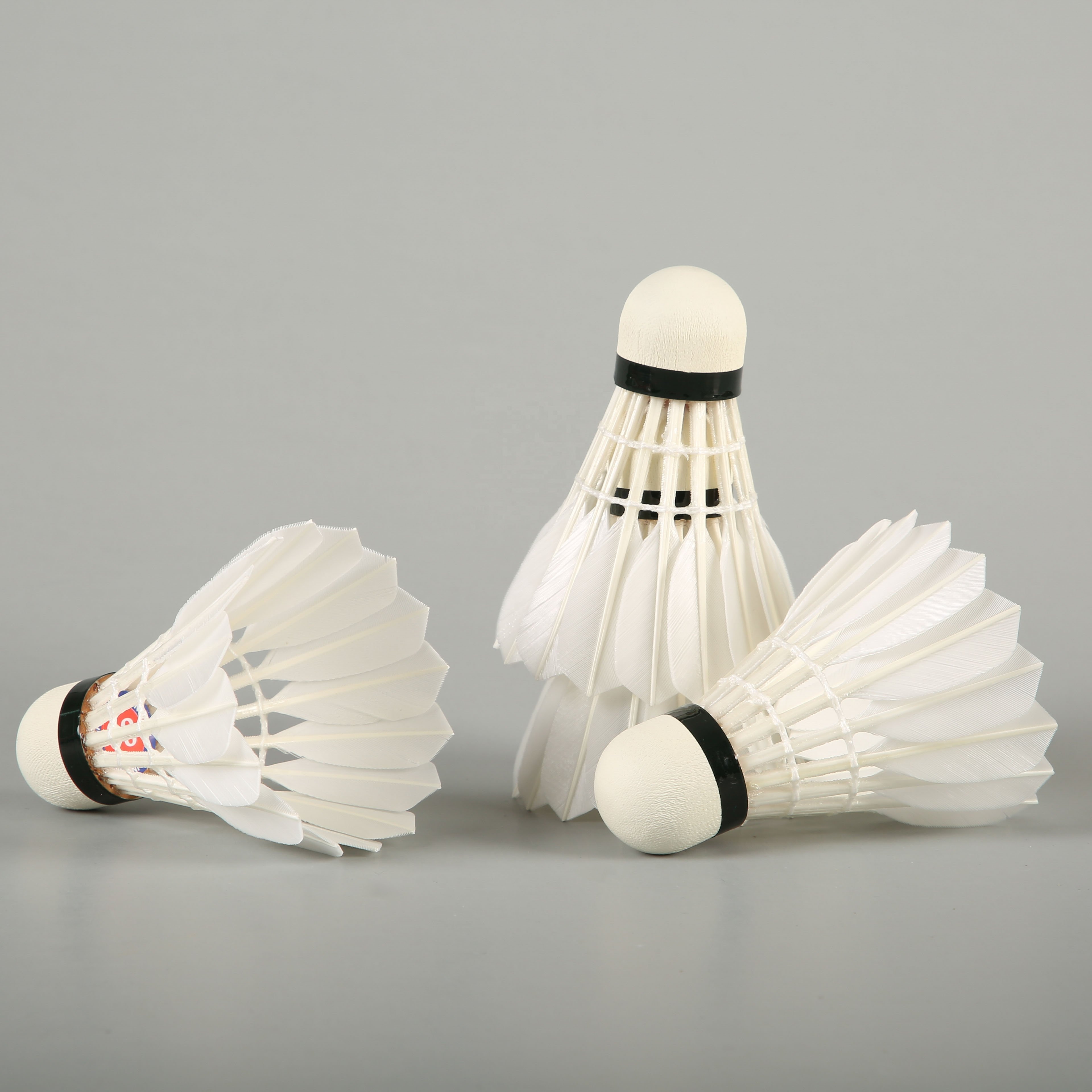Lingmei 70 Hot Selling cheap Price AS 20 goose Feather Badminton Shuttlecock For professional tournament