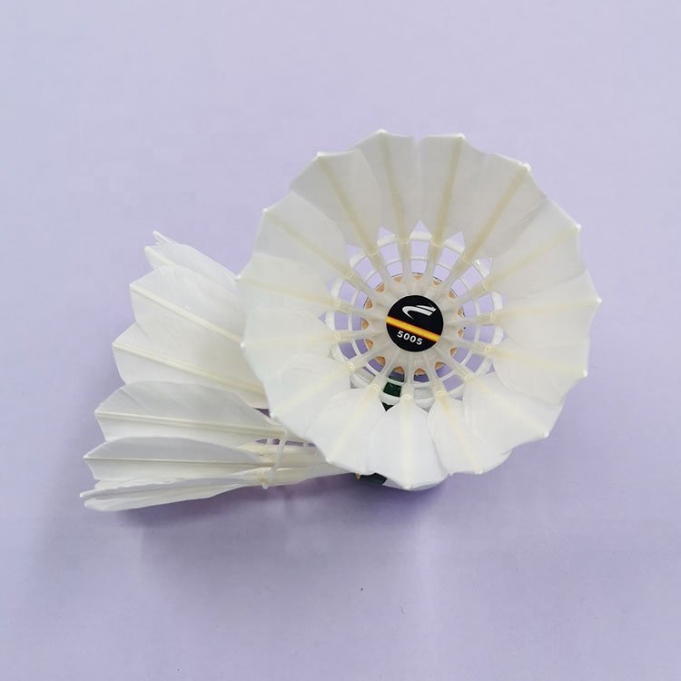 Good Quality Natural Feather Badminton Shuttlecock Durable 3in1 Badminton Shuttlecock 12pcs per Dozen Shuttlecock for Badminton