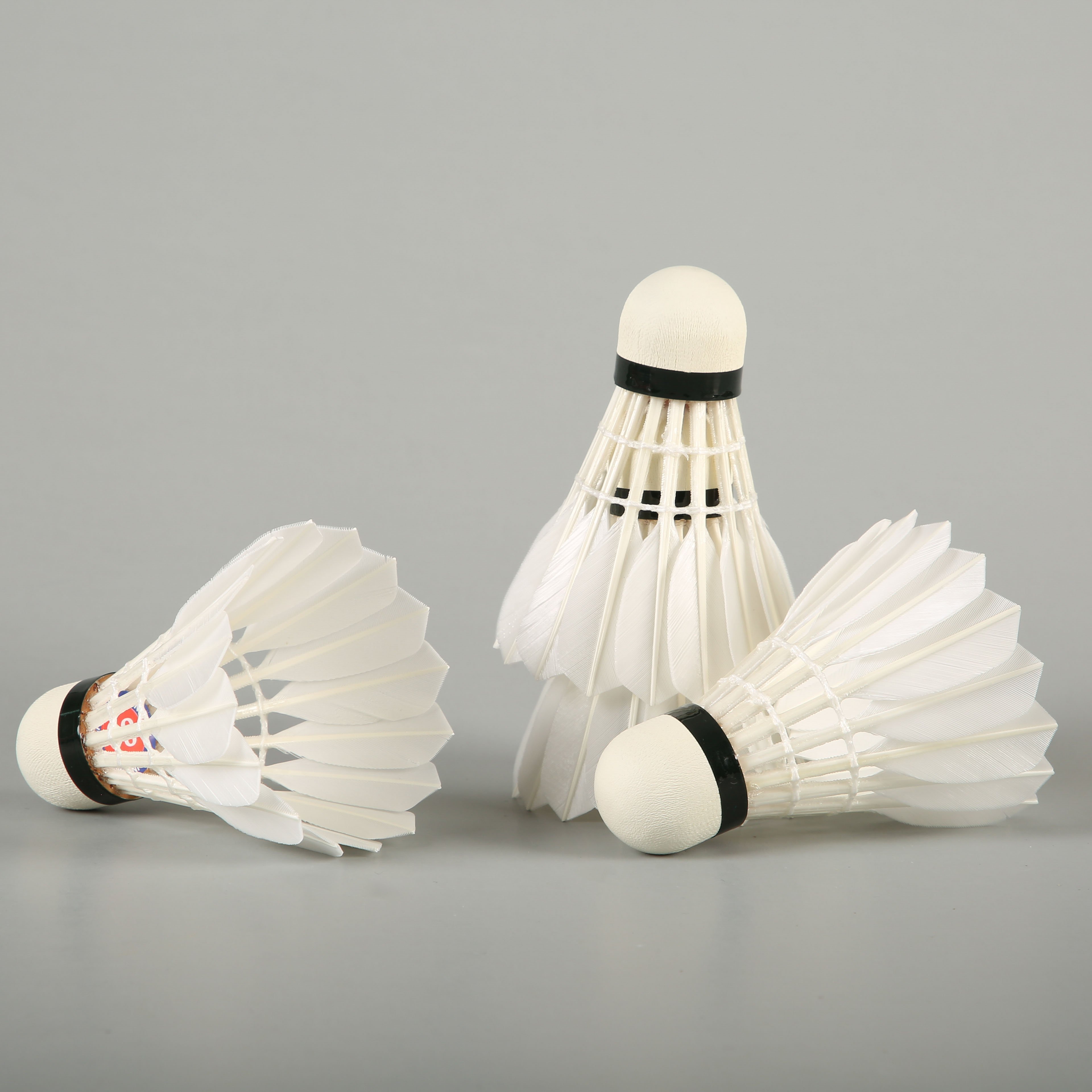 Top Quality Lingmei Brand White Goose Feathers Shuttles Badminton Shuttlecock