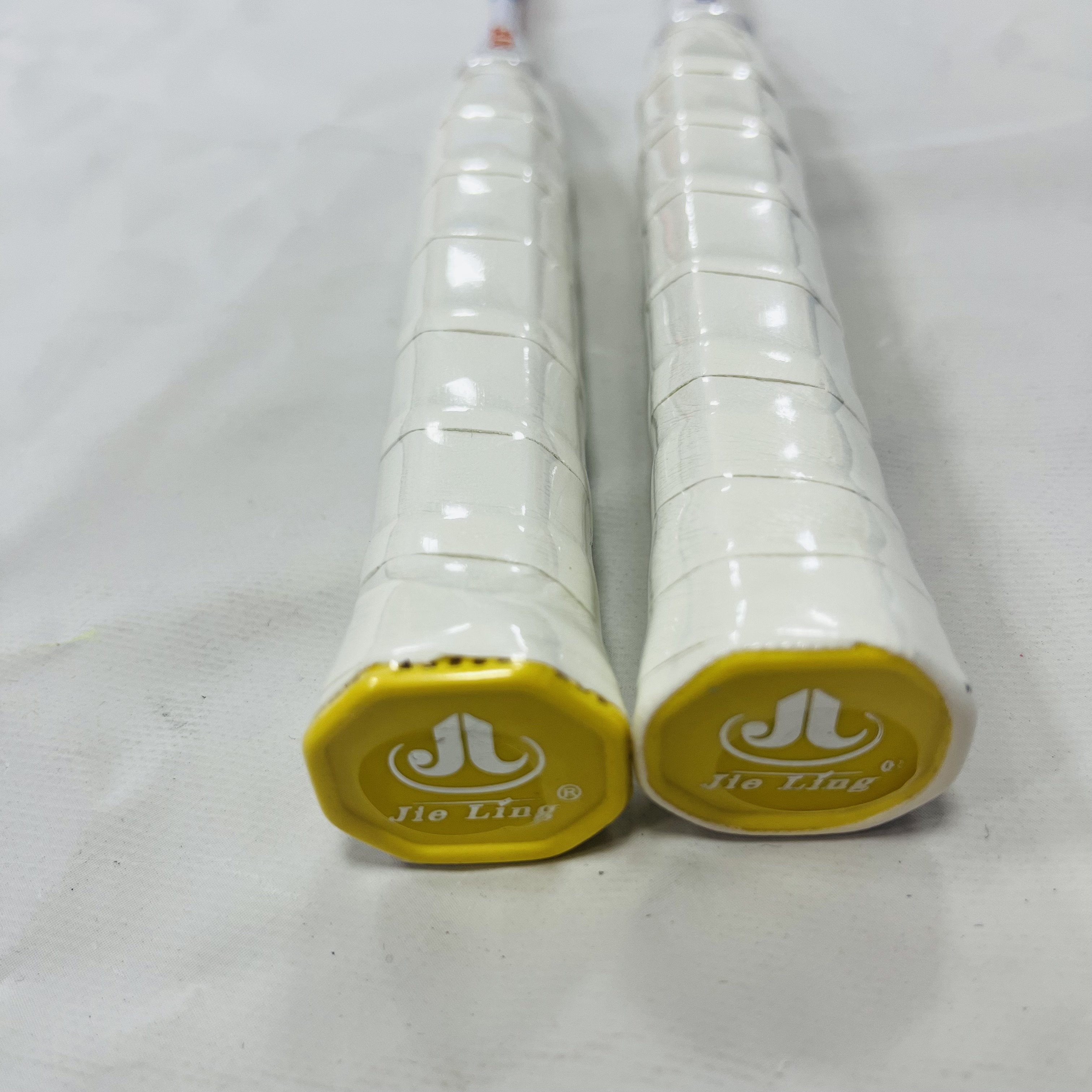 JIELING Wholesale Direct Sales Aluminum and Glass Use For Recreational Sports Badminton Racket