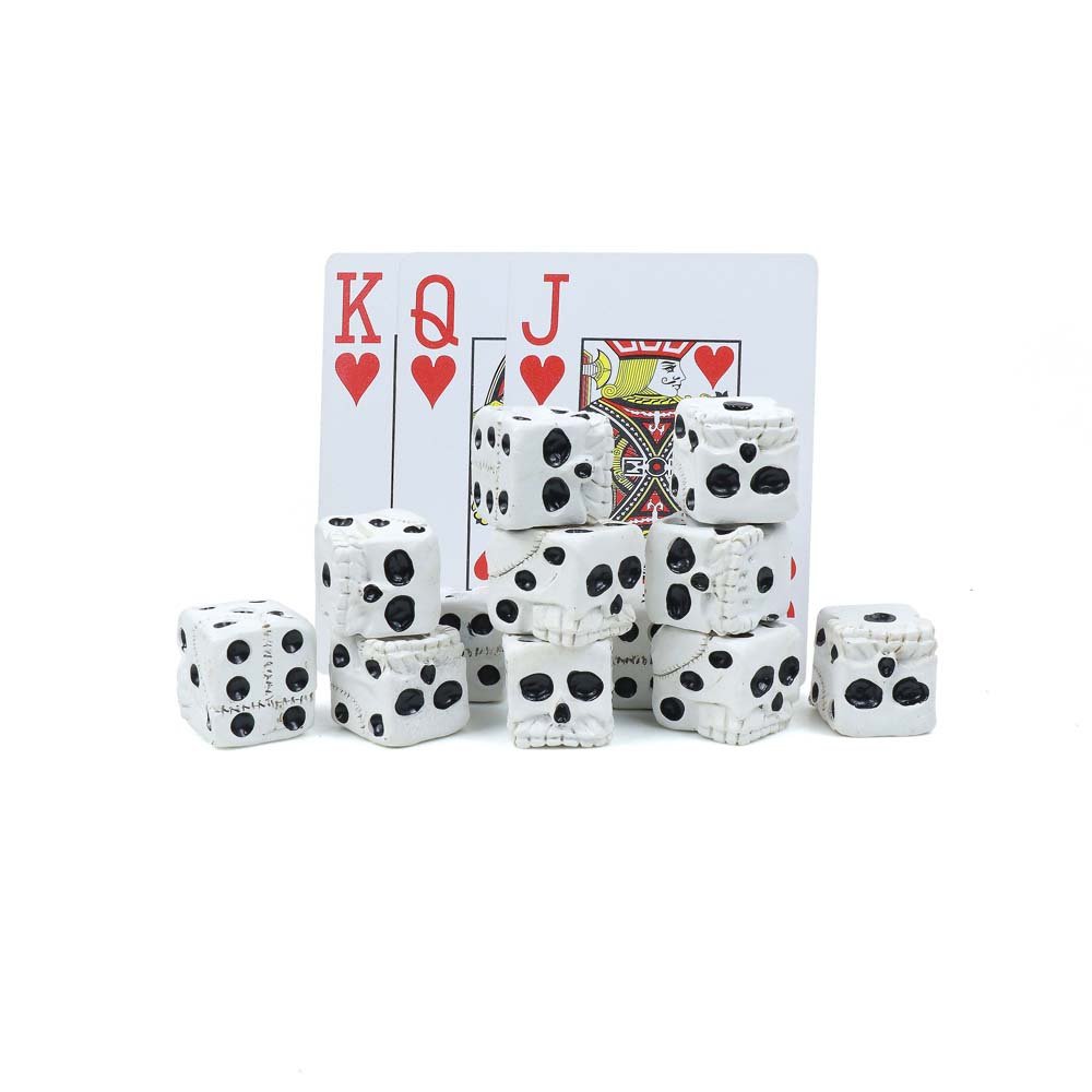 Professional Customized Casino Bar Casual Game Dice 20MM White Resin Skull Shape Dice Card Game Accessory Dice