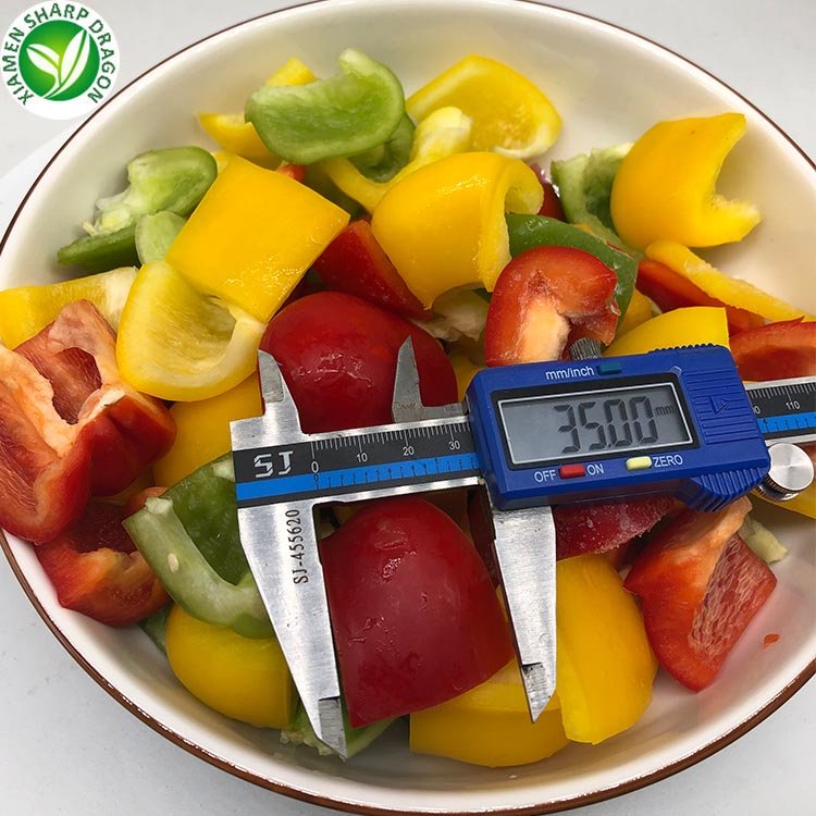 Bulk IQF Frozen Mixed Red Green Yellow Bell Pepper Dice Sliced Chunk Diced Block Cubes Cuts Strip Stick Freeze Freezing Capsicum