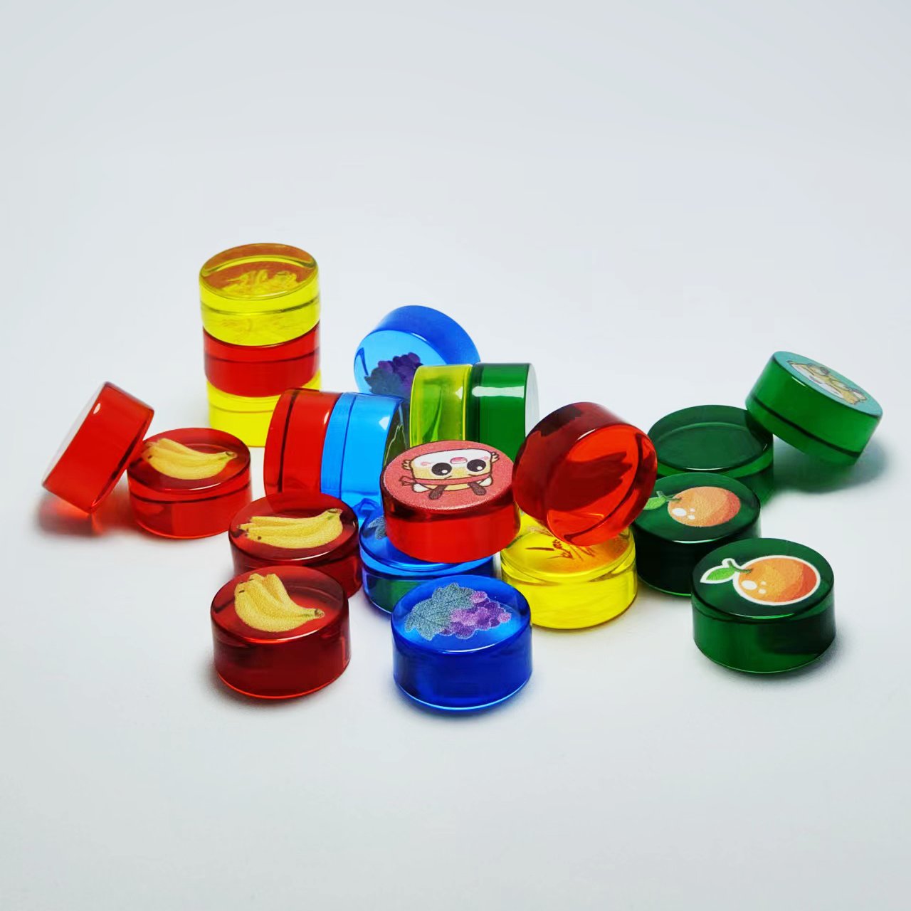 Wholesale Customization Board Game New Chess Shaped Round Piece Educational Children'S Toys Gift backgammon poker checker chips