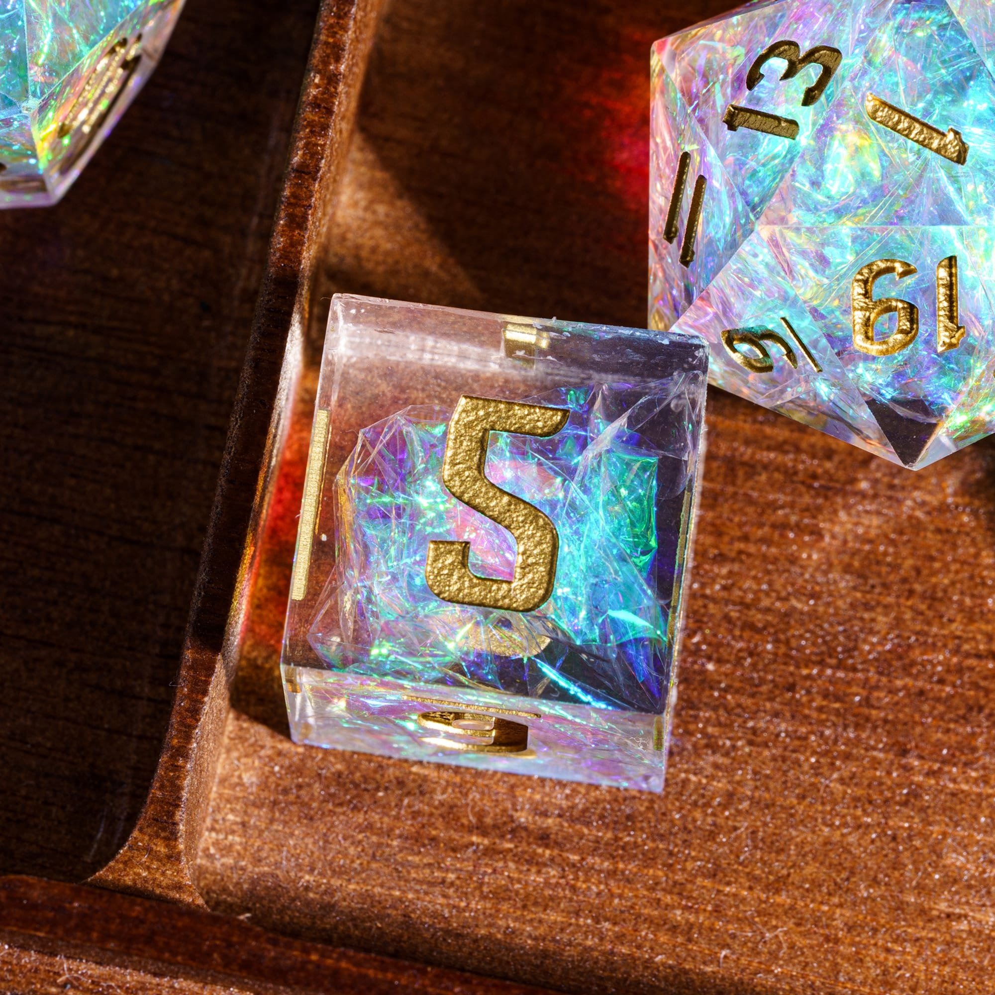 Udixi Custom Transparent Glitter Paper Resin Dice Dungeons and Dragons role play games DND rpg board game Dice Set