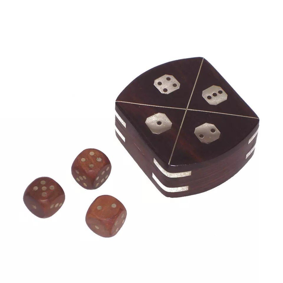 Metier New Arrival Wooden Dice and Domino game Set Brown Colour Top Selling Game Wholesale for indoor games Promotional Gifts