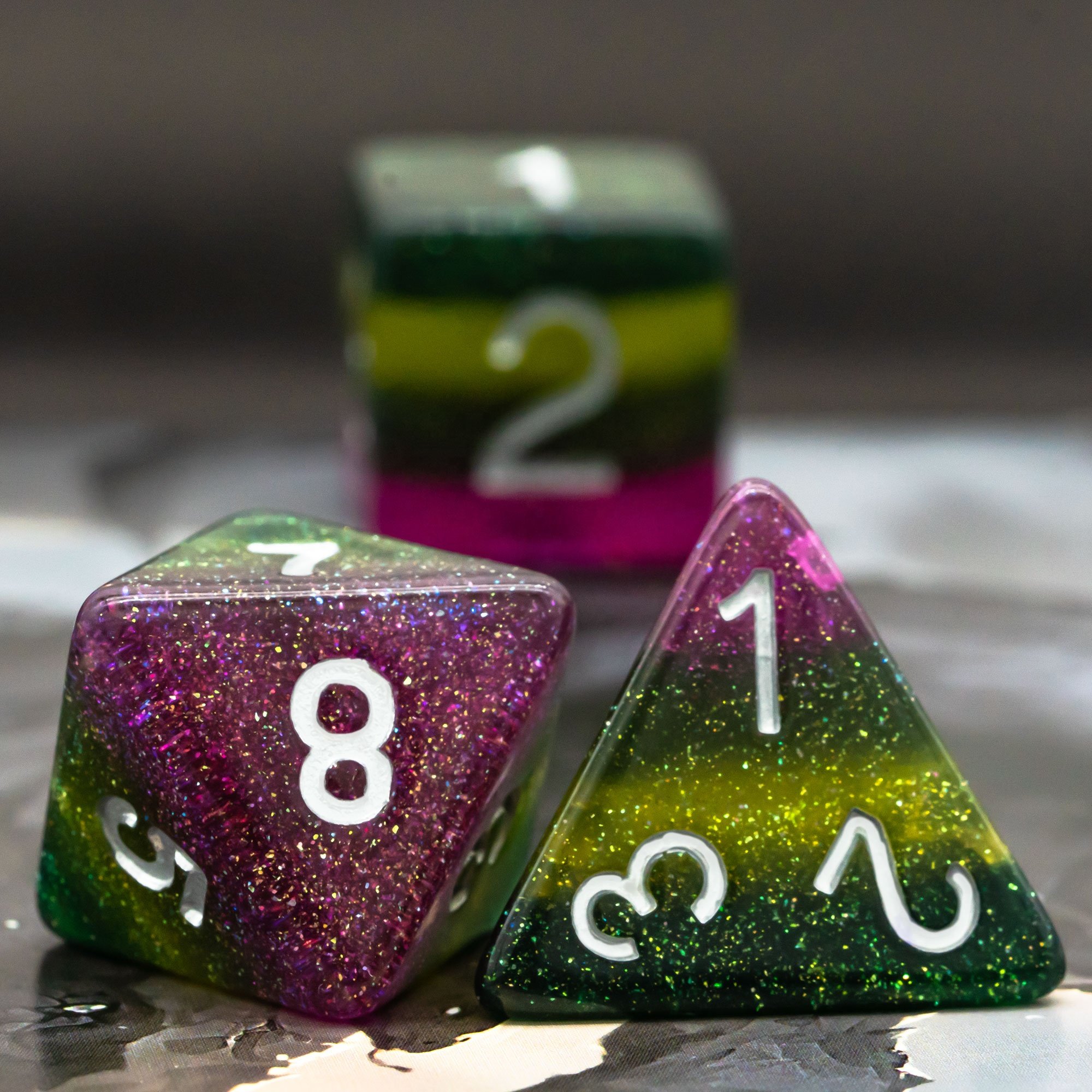 Udixi polyhedral wholesale 16mm dungeons and dragon rpg custom logo resin dice set Multicolor Layer dices