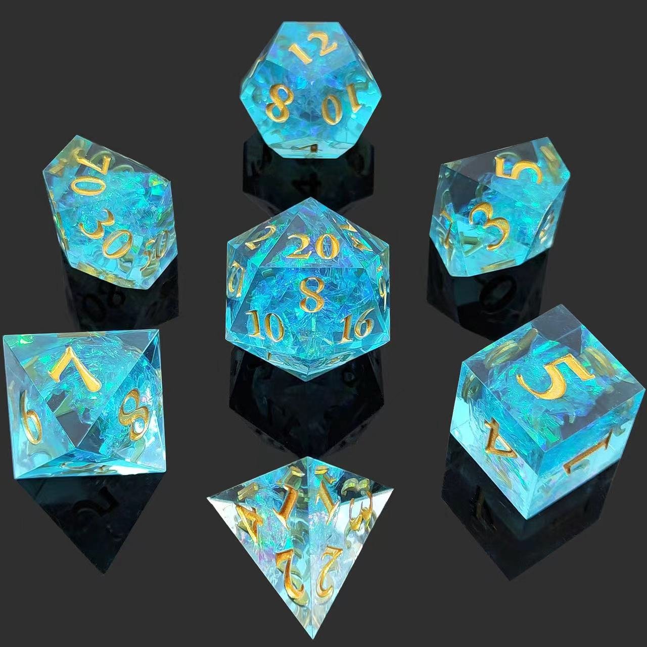 Sharp-Edged Resin Polyhedral D6 D20 DND RPG Dice Pointy Figures with Intricate Design