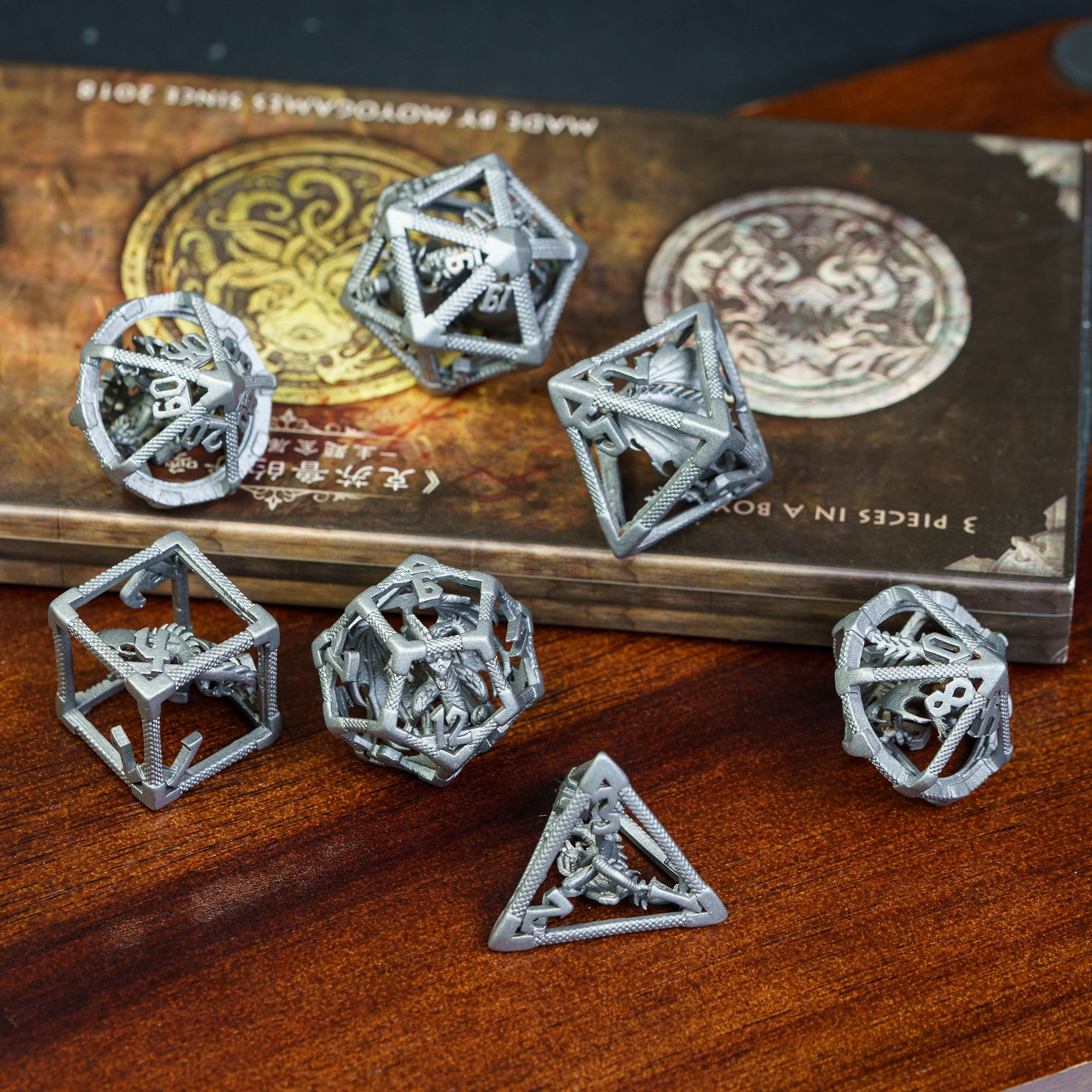 Udixi Polyhedral custom logo rpg dungeons and dragons hollow metal dice game set Flying Dragon