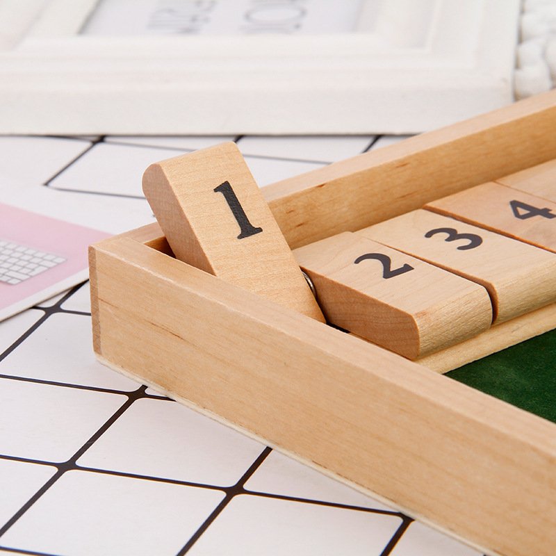Custom wooden intelligence shut the box board game indoor drinking dice 9 Dice Game Board Set and 2 Dice for Pub Wine Game