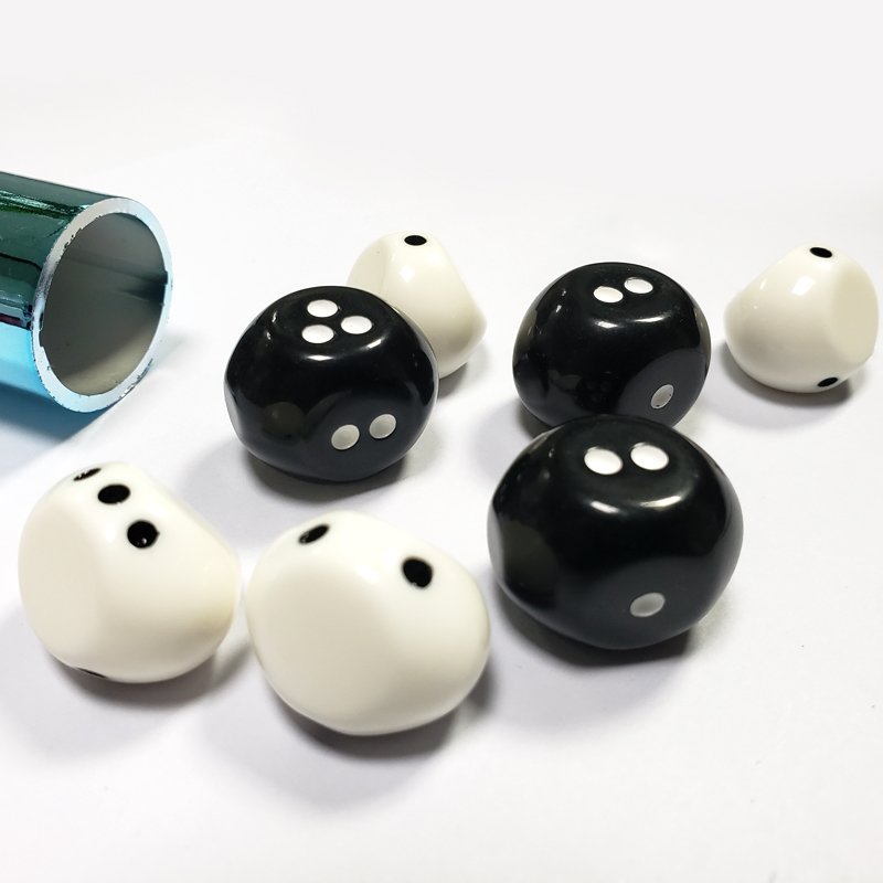 Custom Size Polyhedral Resin DnD Plastic Dice White and Black Special Shapes with Custom Logo for Dungeons and Dragons