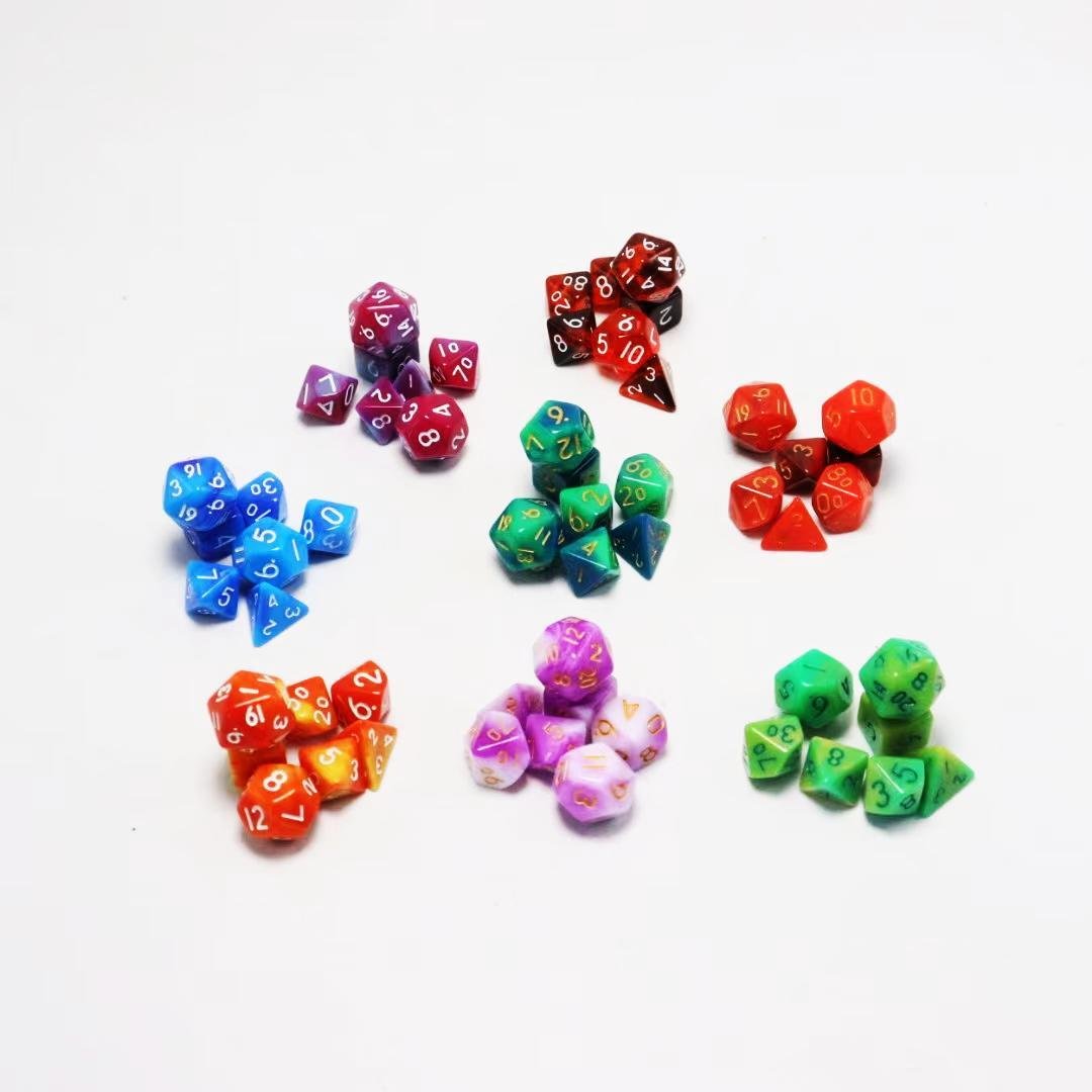 Custom engrave mini workout polyhedral plastic dice set with bag custom logo