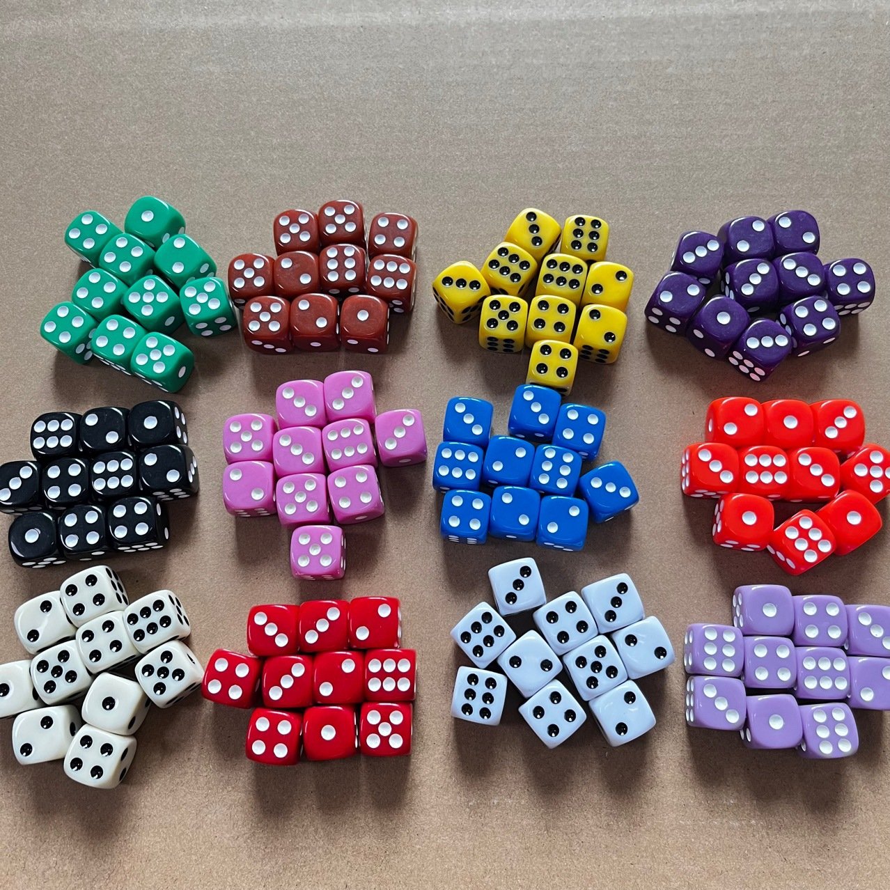 10pcs/set 16mm D6 Acrylic Dice Square Corner Playing Games Dice Bar Pub Club Party Table Board Games Sport Dice