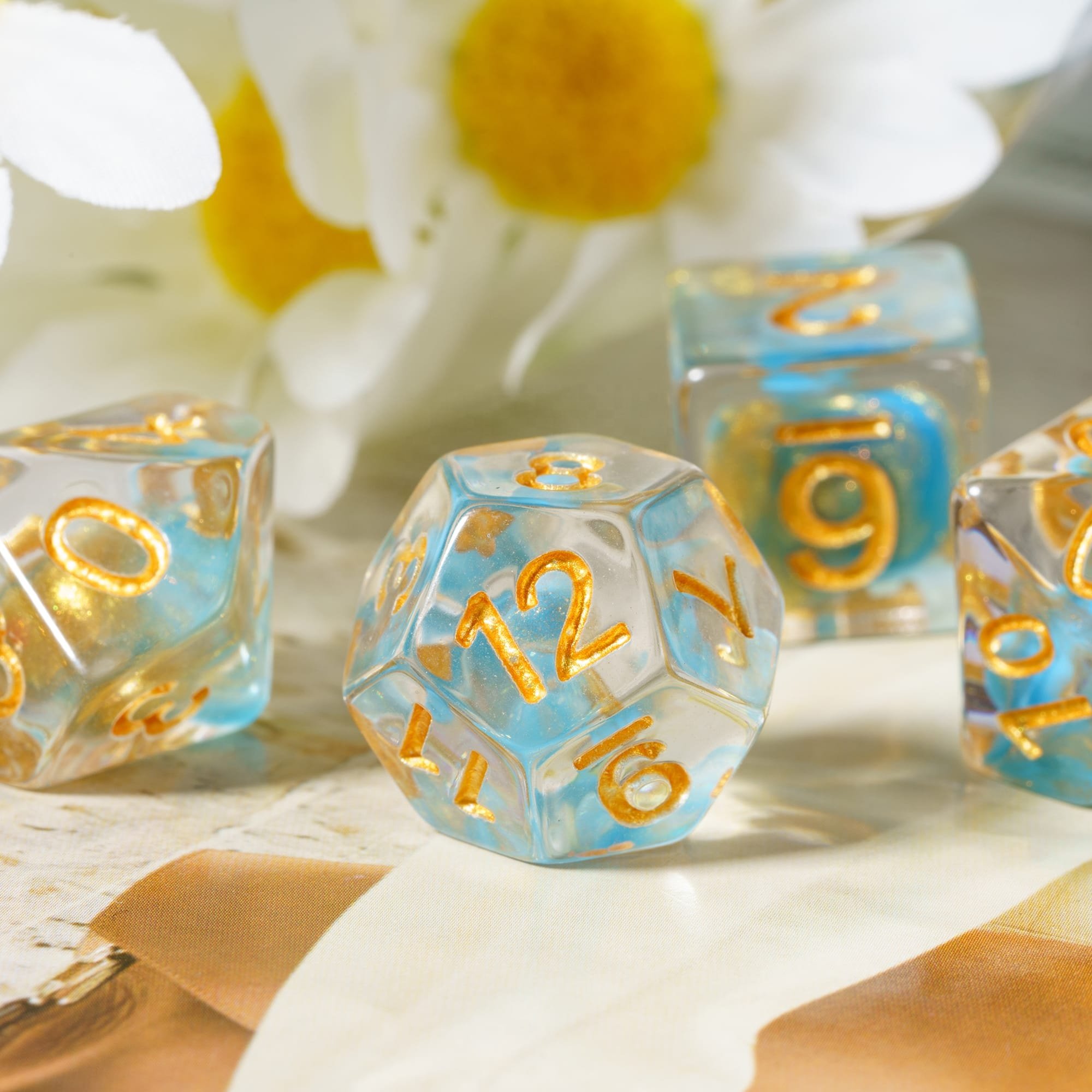 Udixi custom Two Color Swirl Glitter Translucent Dice Dungeons and Dragons DND role-playing game RPG board game resin Dice Set
