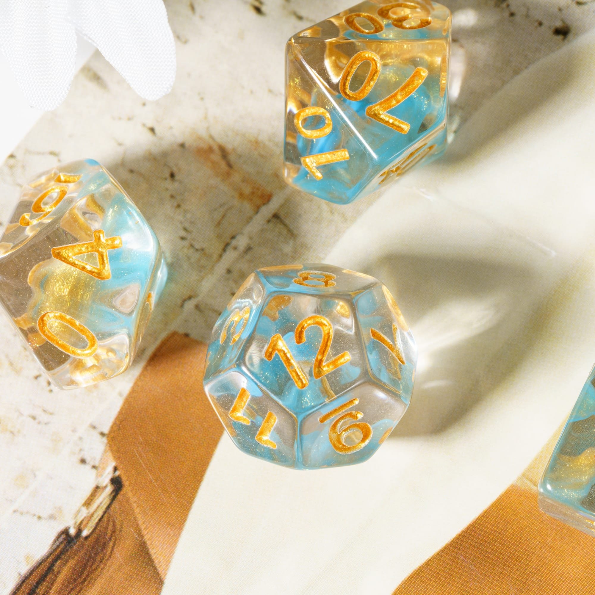 Udixi custom Two Color Swirl Glitter Translucent Dice Dungeons and Dragons DND role-playing game RPG board game resin Dice Set