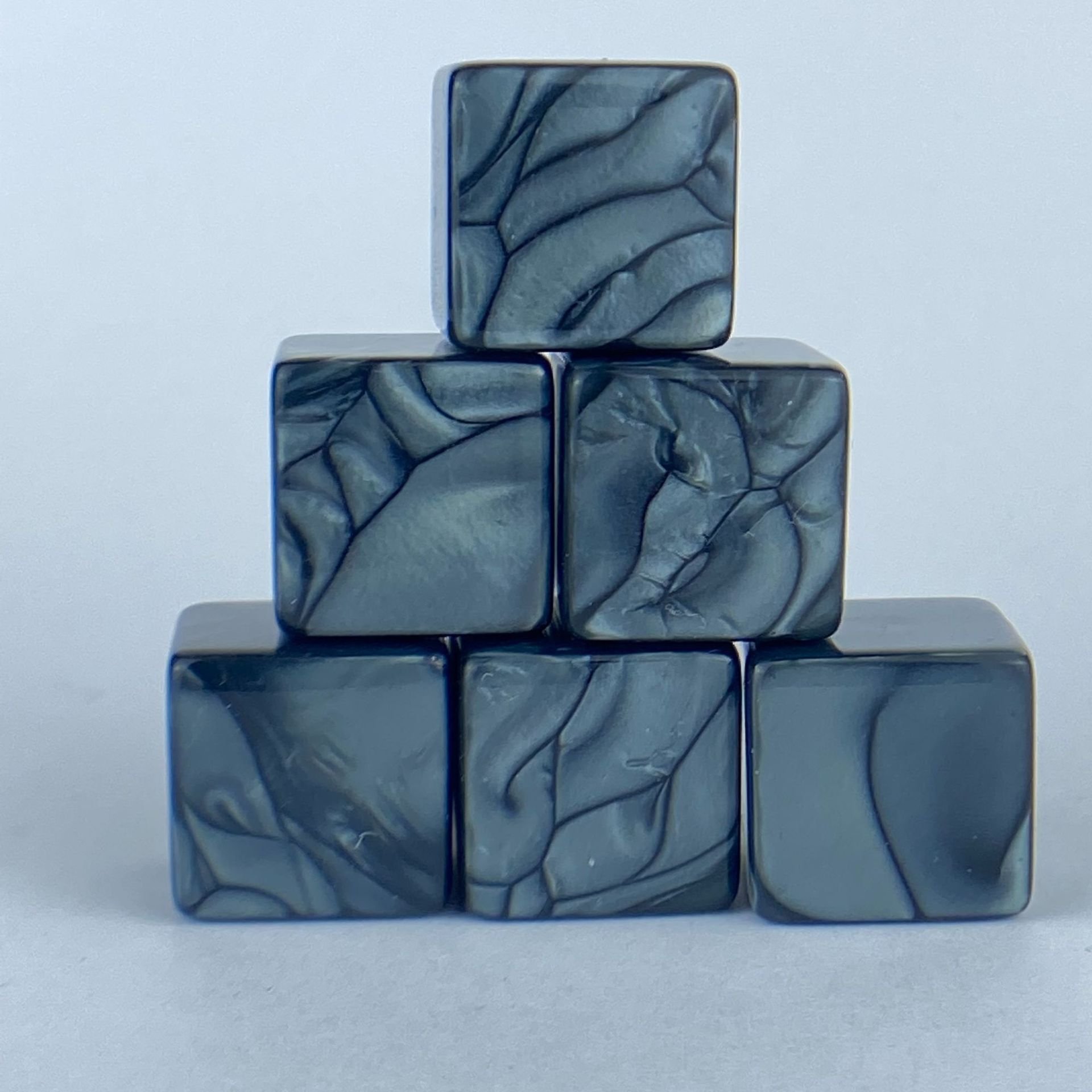 16mm Wholesale Acrylic Resin D6 bulk Blank Dice Marbled Square Corner Dice Printing And Engraving Dice Customized Logo