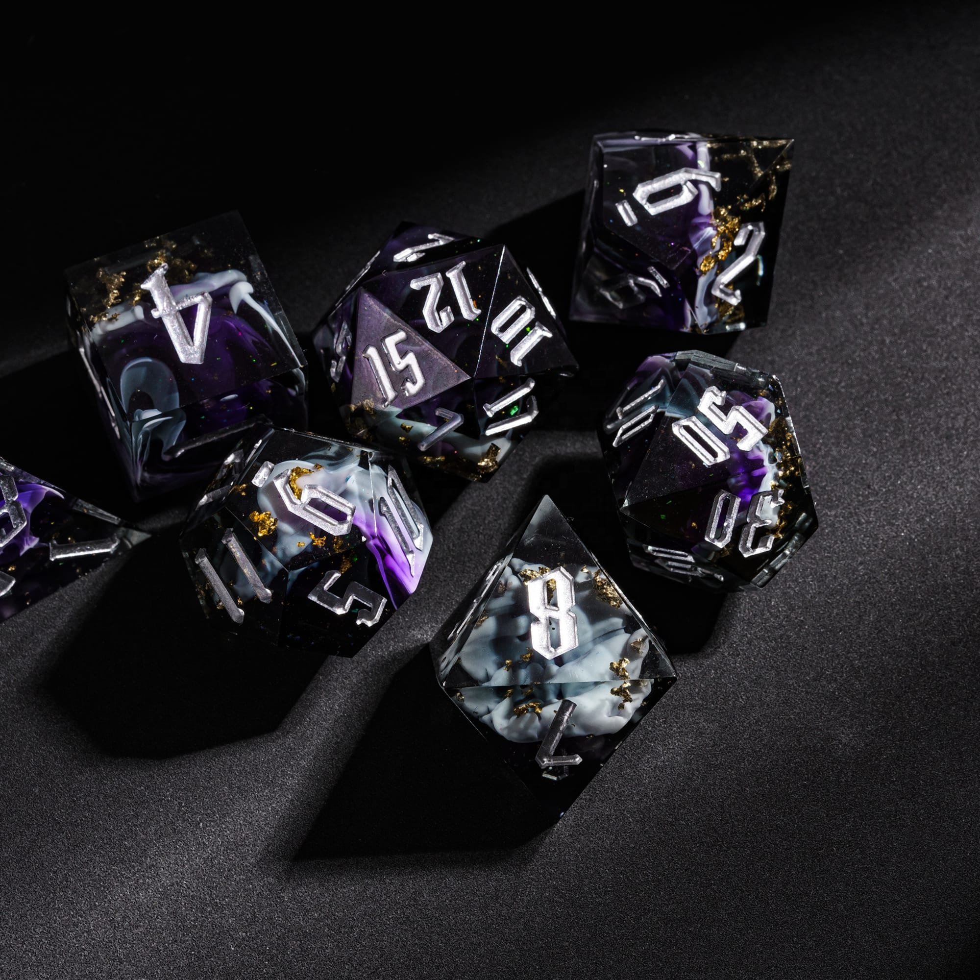Udixi Polyhedral Sharp Edge Dice RPG Resin Dungeons and Dragons Glitter paper Dice cube Set Black