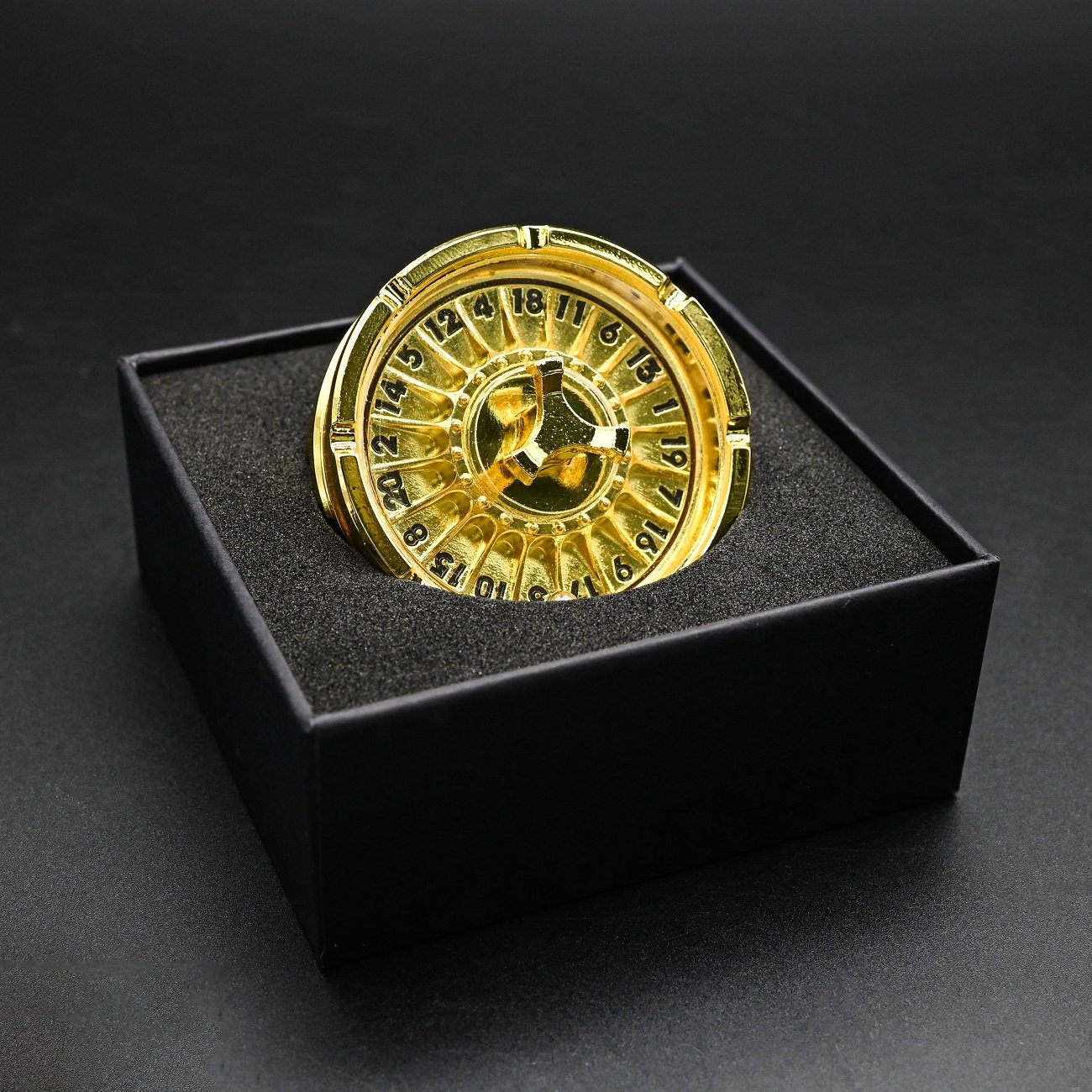 Wholesale New Design Metal DND Dice Zinc Alloy Polyhedral Rotating Dice for Board Games Dungeons and Dragons