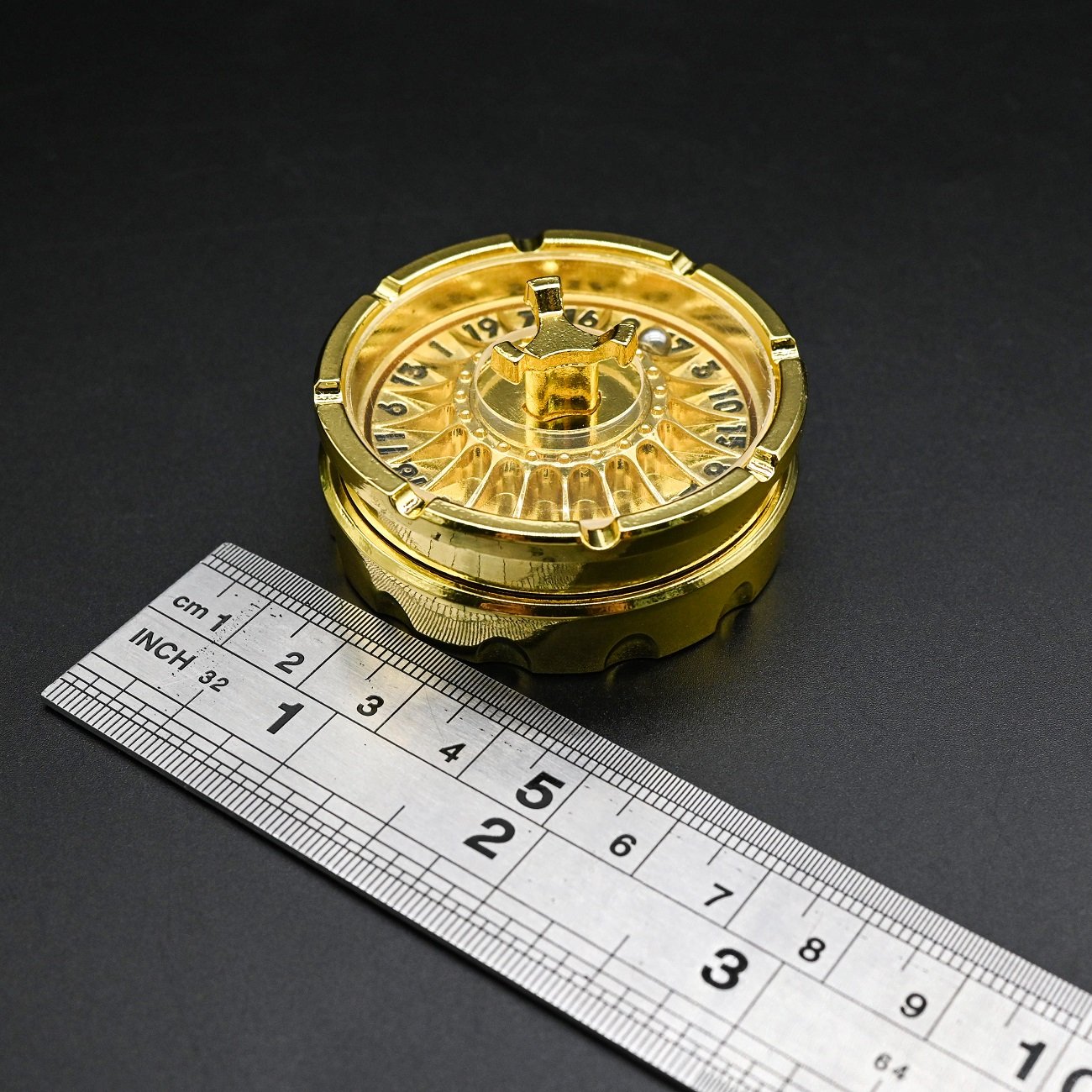 Wholesale New Design Metal DND Dice Zinc Alloy Polyhedral Rotating Dice for Board Games Dungeons and Dragons