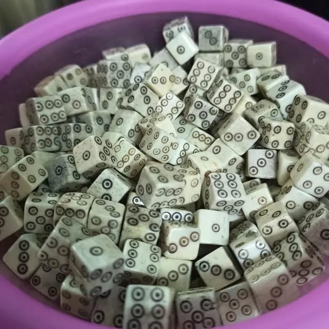 High Demand Best Quality Bone Dice Gaming Six Sided Bone Dice Buffalo And Camel Bone Dice For Board Game At Cheap Prices agate