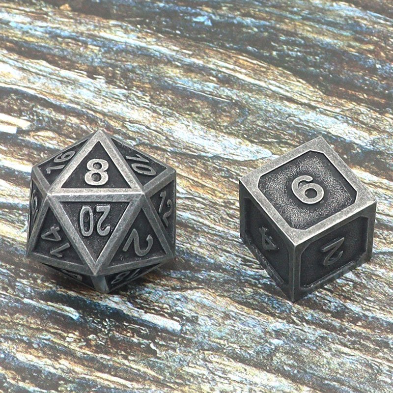 High Quality Custom DND Dice Leathermetal Polyhedral D20 20mm Soft Hand Feeling Zinc Alloy for Gaming