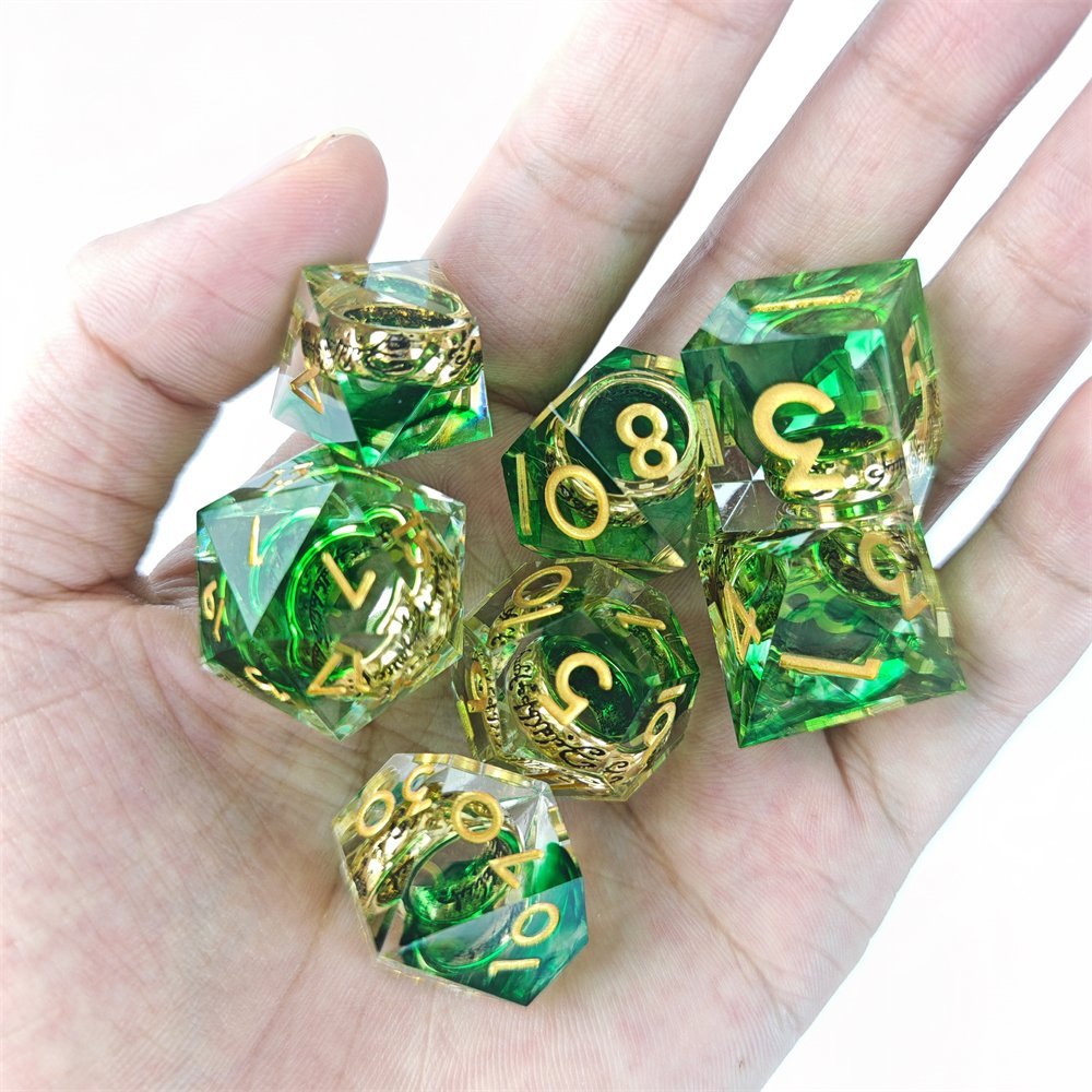 Polyhedral Sharp Edge Green Resin Dice Set with Ring Inside Suitable for Role-playing DND Board Game Dice Set
