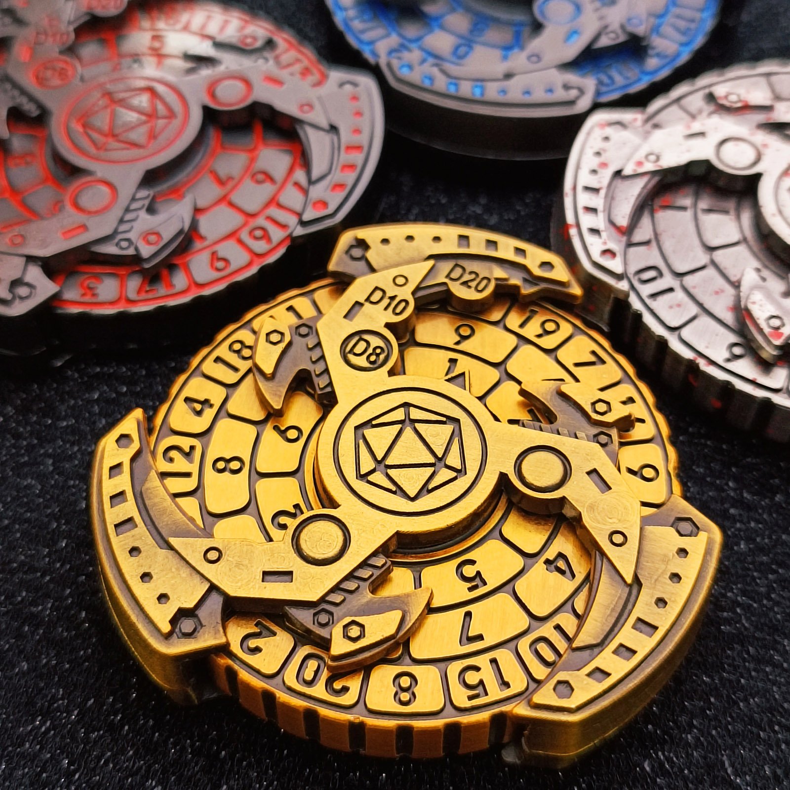 Promotional 60mm Rotating Dice Shape Mechanical Rotating Tabletop Game Team Teaching Metal Holiday Gift Rotating Dice