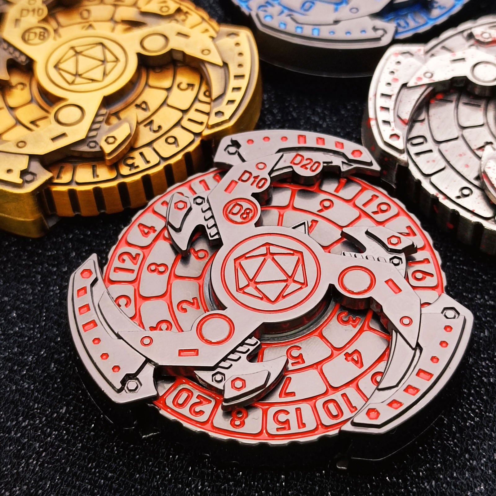 Promotional 60mm Rotating Dice Shape Mechanical Rotating Tabletop Game Team Teaching Metal Holiday Gift Rotating Dice