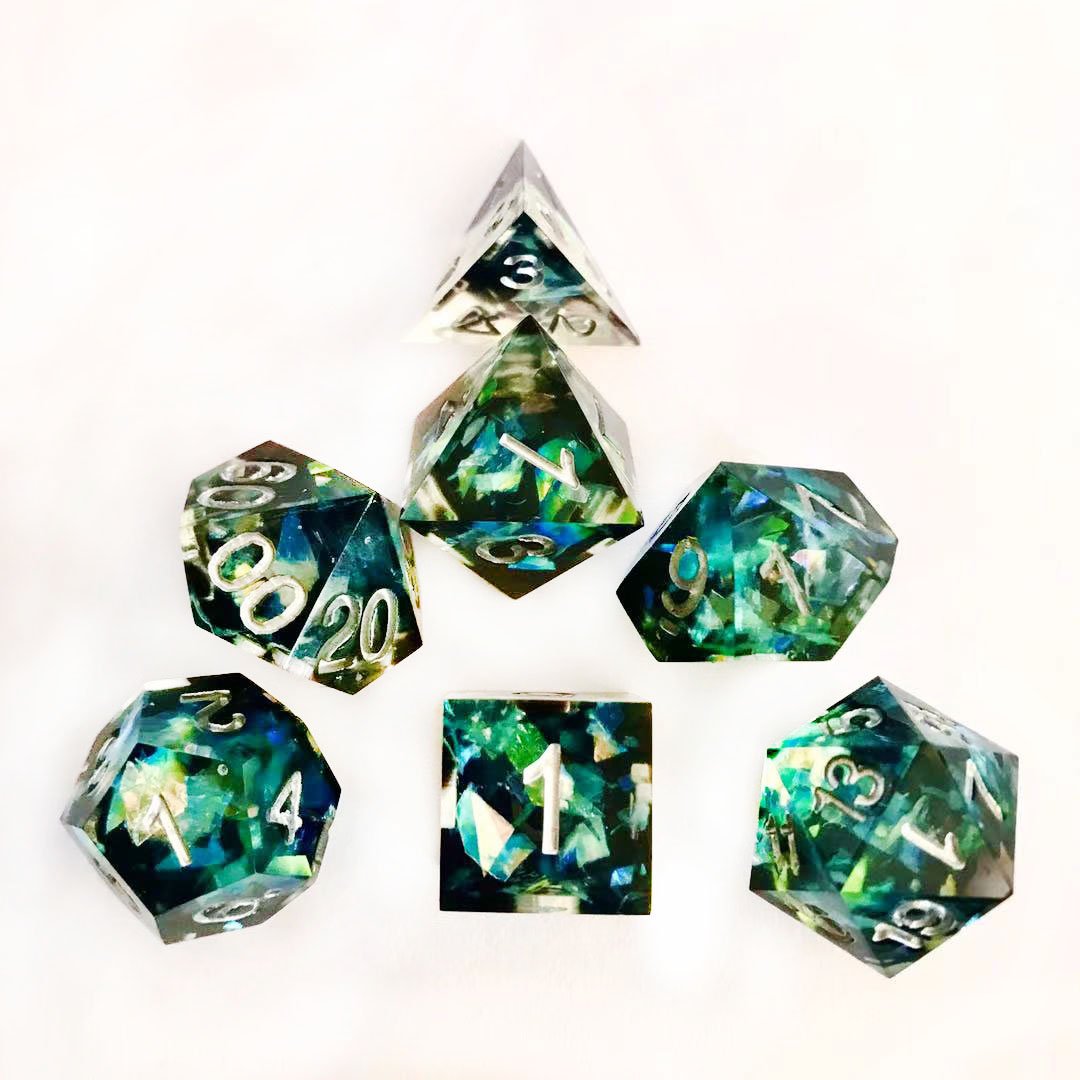 High quality resin transparent sharp corner polyhedron DND RPG dice entertainment game dice