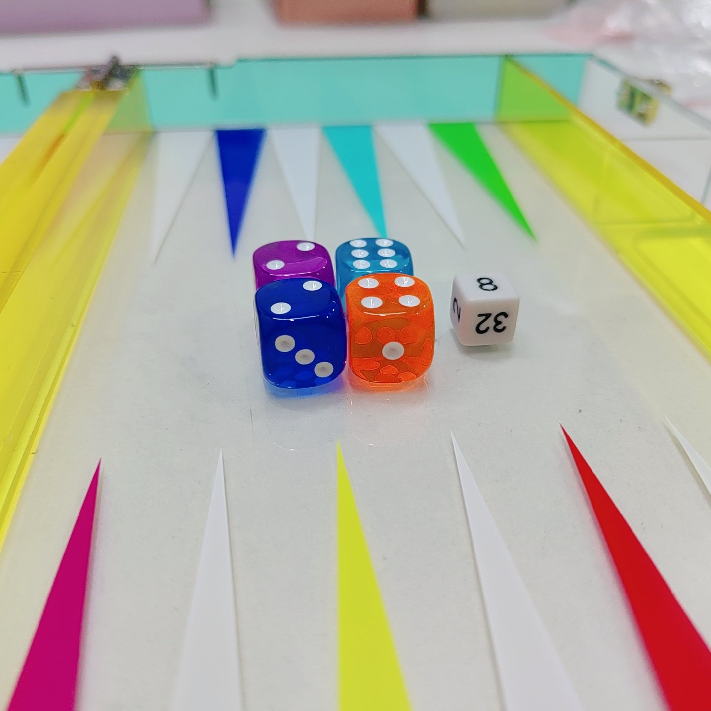 2024 Sunrise Transparent Customized Acrylic Backgammon Table Acrylic Colorful Lucite Board Free Design Acrylic Backgammon