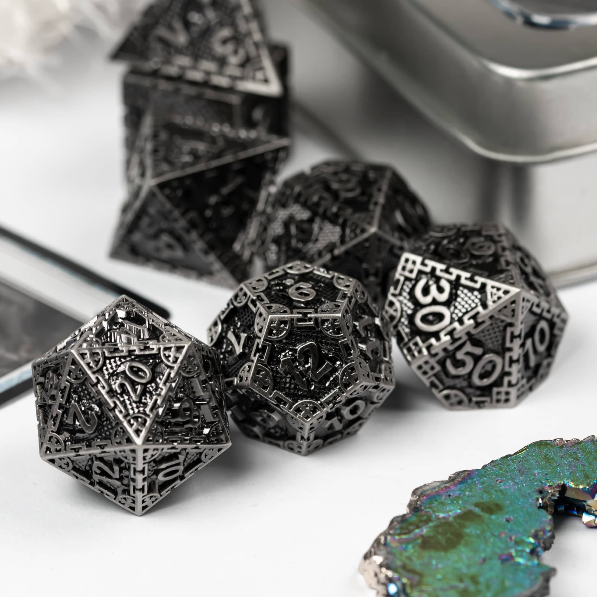 Udixi Polyhedral Metal custom logo rpg dungeons and dragons City Wall Dragon Metal Dice