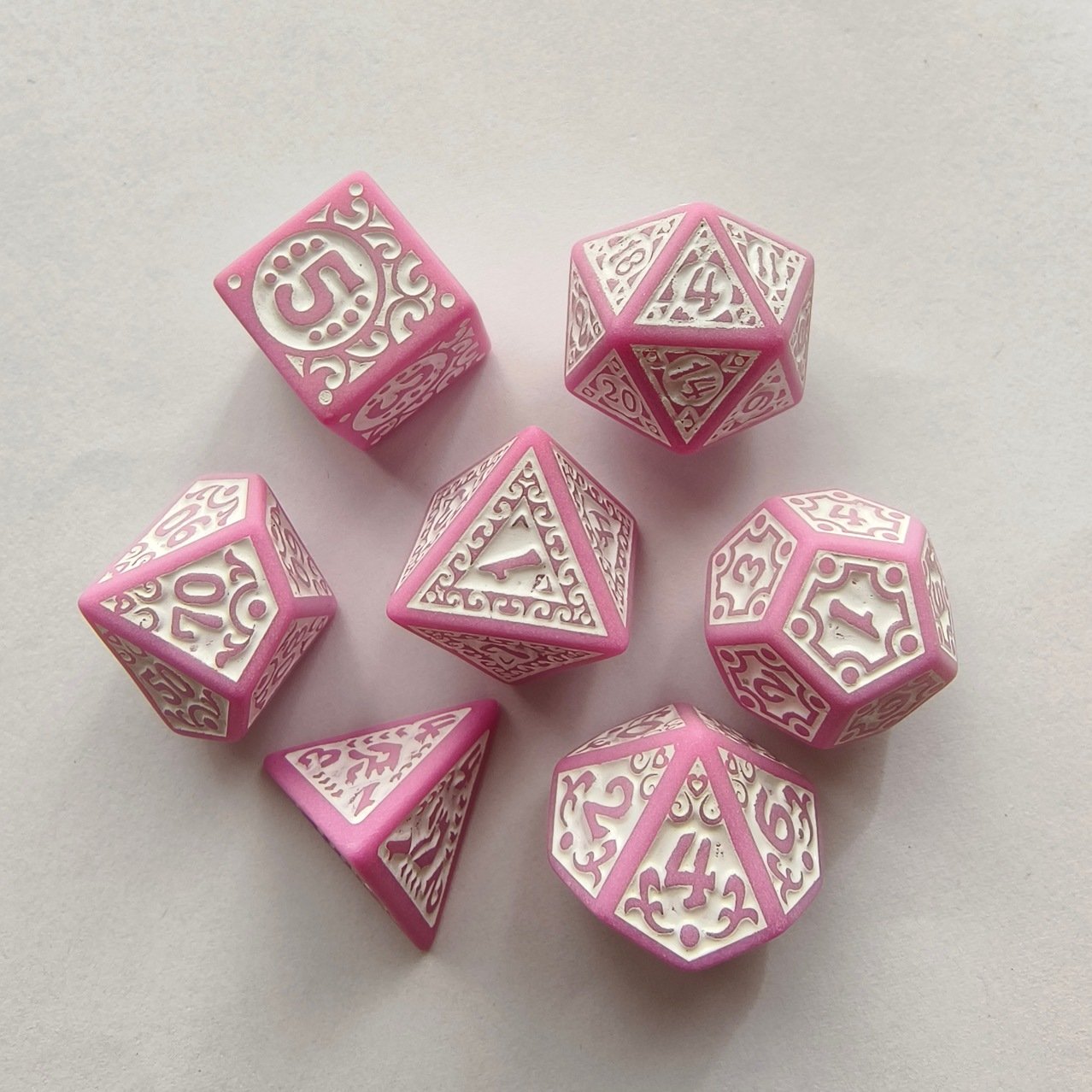 Retro Numbers DND Dice Sets 7pcs/Set Polyhedral Custom Game RPG DND Dice Set Acrylic Custom Dice