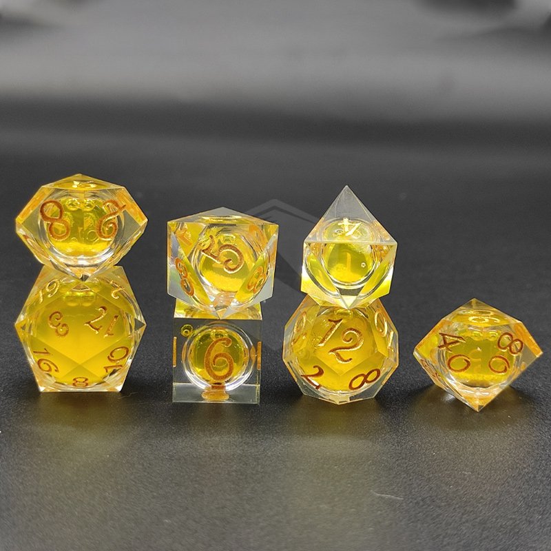 Polyhedral Liquid Core Multi-colors Dice Set Marvel Gaming Dice Accessories DND Liquid Resin Dice Set