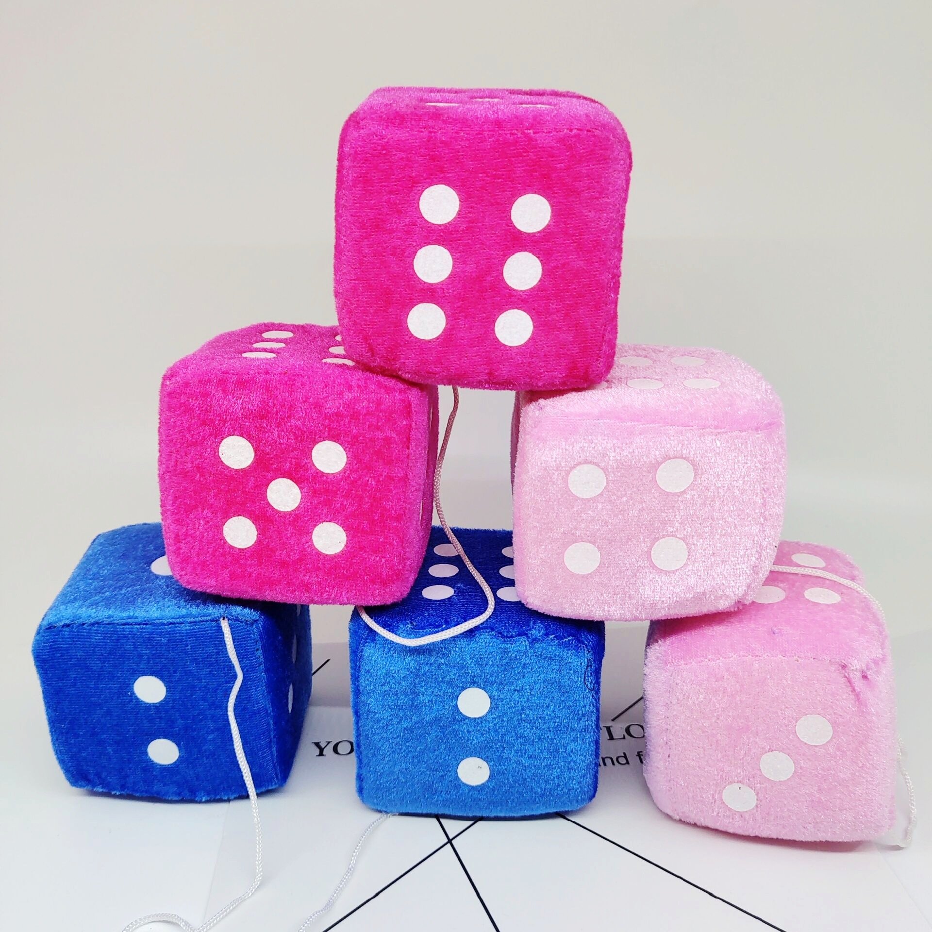 Car-Styling Fuzzy Dice Dots Rear View Mirror Hangers Car Interior Decoration Auto Accessories Interior Ornaments