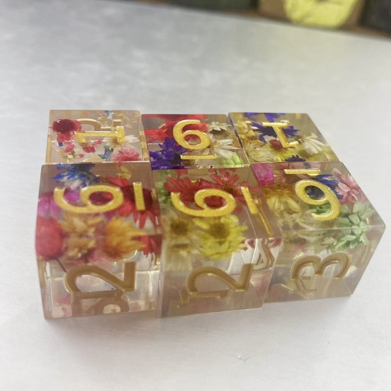 Sharp Edge Resin Flower Dice Set D6 6 Dragons TRPG Run Group DND Board Game Accessories