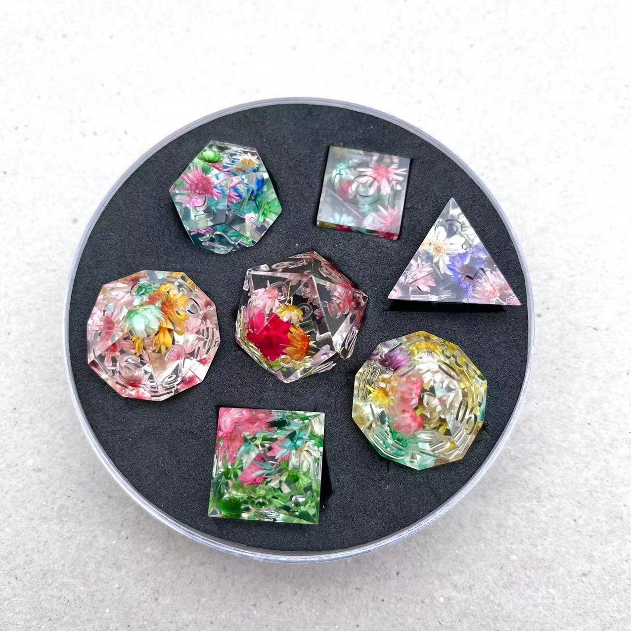 transparent in stock polyhedral TRPG colored DND 12 pcs per set jelly clear custom dice 18 sided plastic game dice