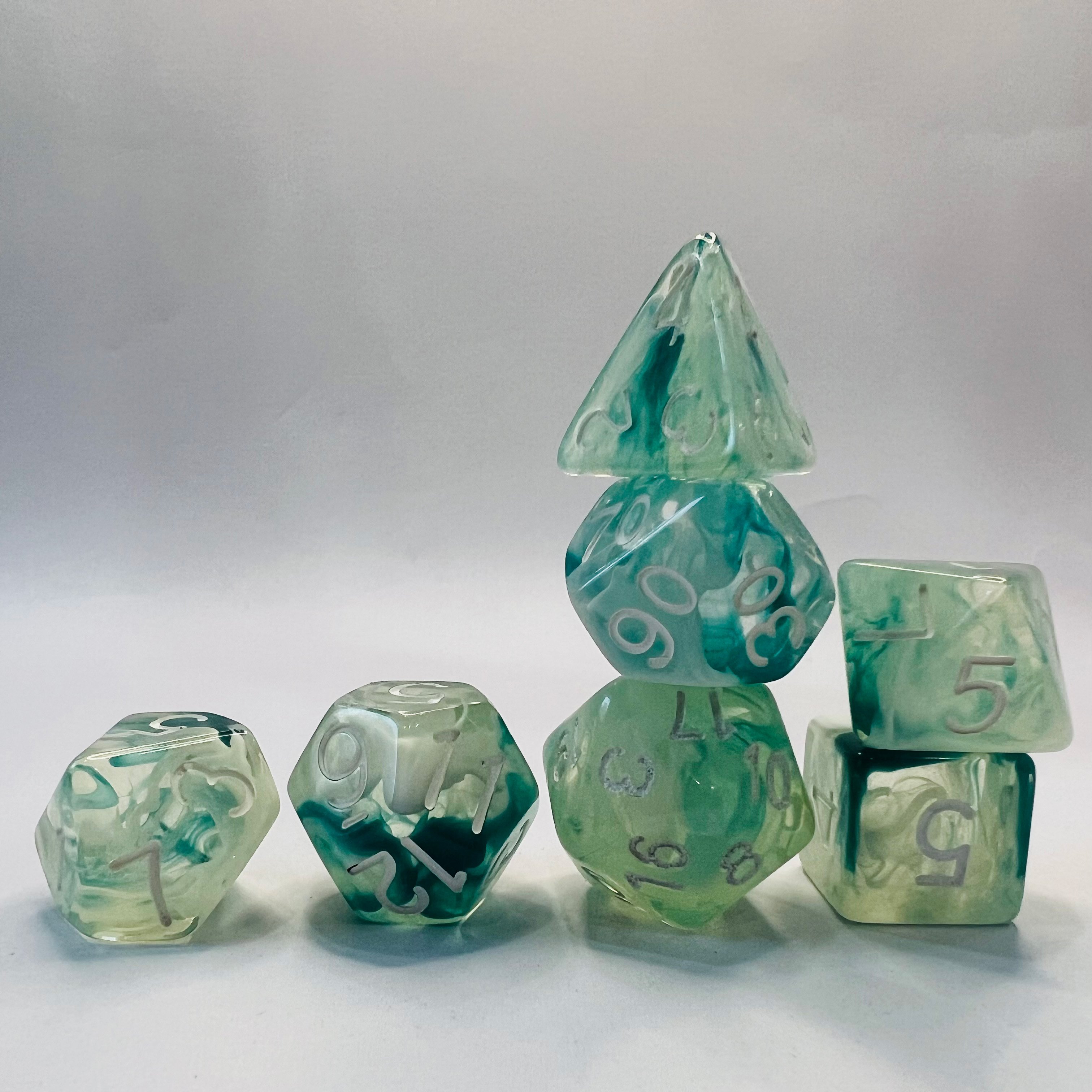 Polyhedral Dice Set Fit Dungeons And Dragons Smoke Dnd Dice For Adult Game D&D Dungeons And Dragons Gaming Dice