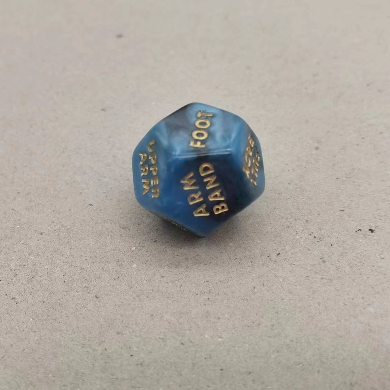 2024 wholesale Udixi dnd Bulk Polyhedral custom Dice D4-D20 Random Mixed Styles Resin Dice dungeon and dragon