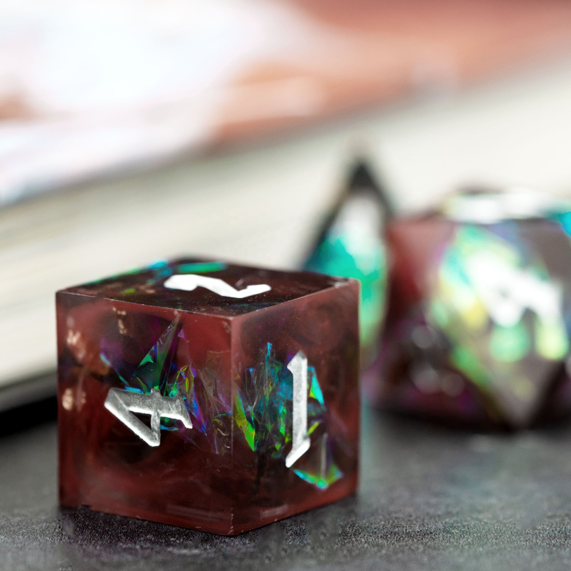Udixi Resin Sharp edge Dice Set RPG Dungeons and Dragons custom logo Dice Red&Black