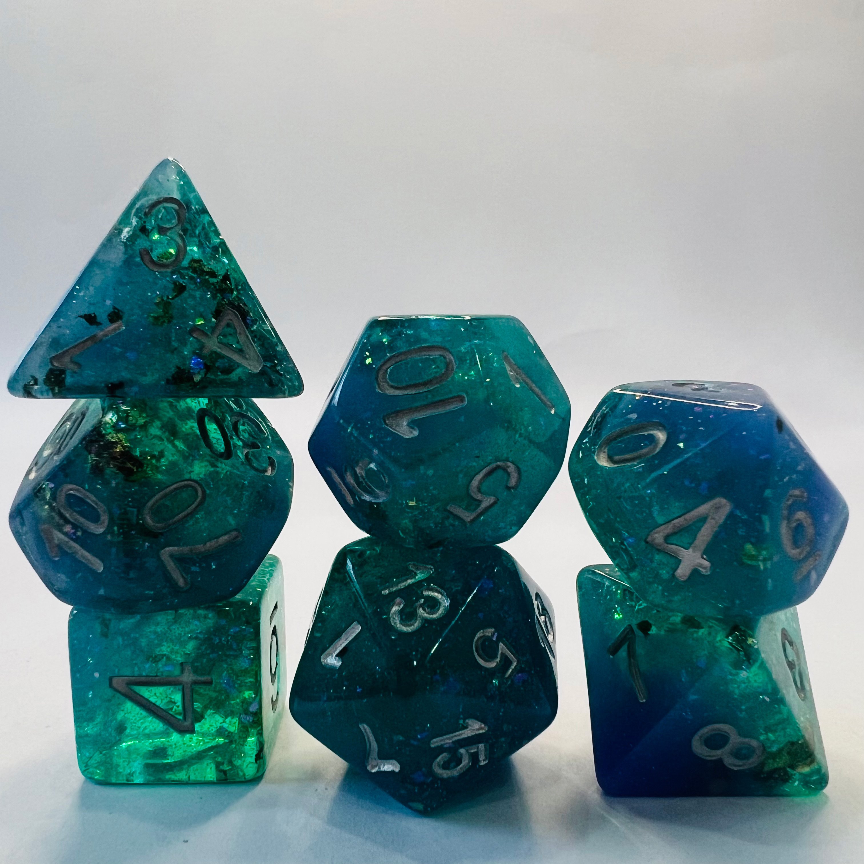 Polyhedral Printed Customise Size D&D Rpg With Gold Foil D6 Resin 7Pc Set Dices For Role Playing Table Games