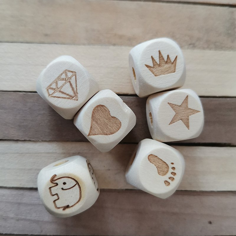 wholesale Custom 10mm 12mm laser engraved dice Wood Color Beech Square Cube Wooden English Alphabet Letter Beads with Hole