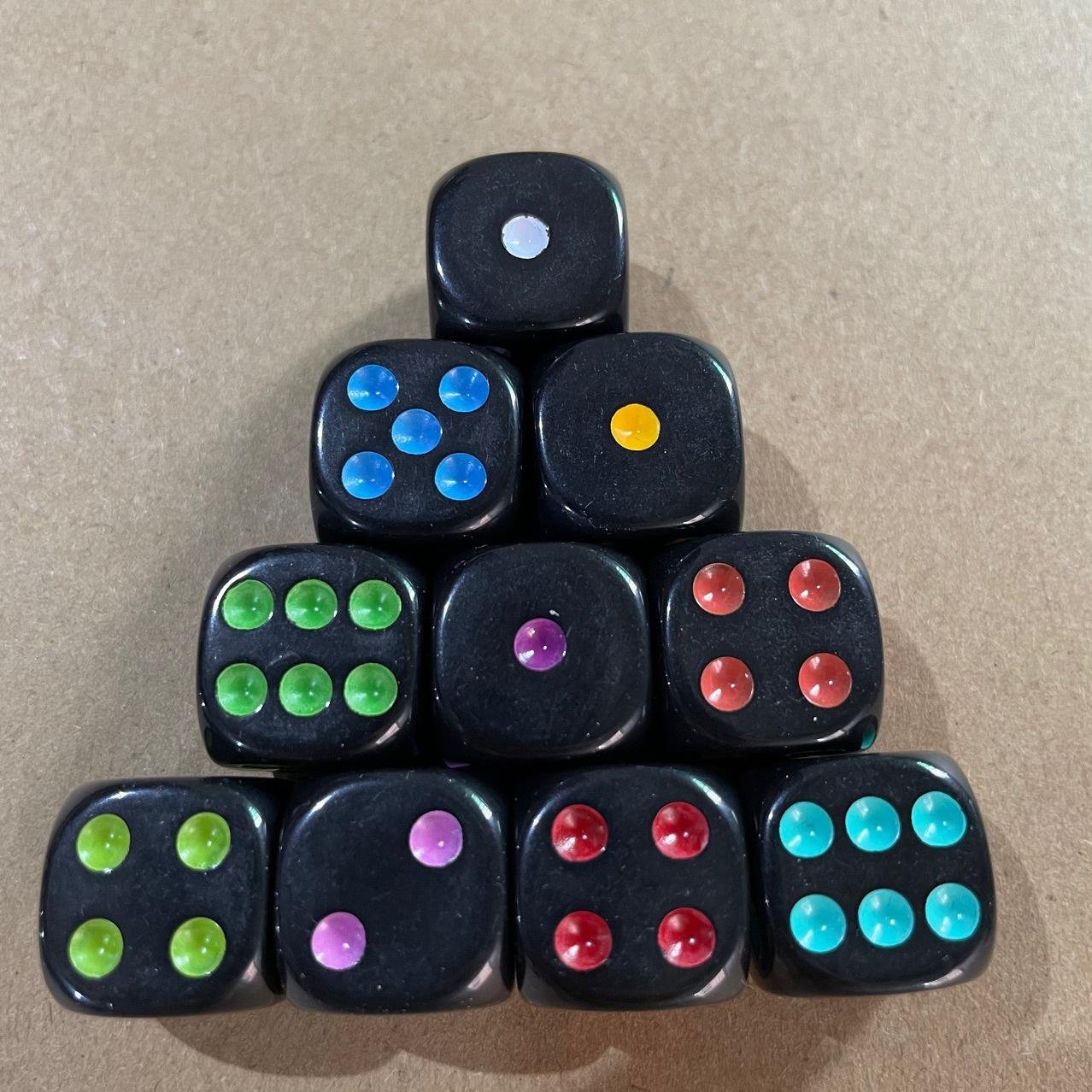 Round Corner 16mm d6 dice games custom logo engraved black acrylic dice For Bar Party Rpg Board Game