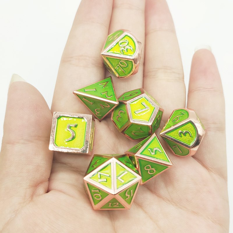 Wholesale bulk 7 cosplay metal dice enamel 16mm polyhedron rpg tabletop game tray set D4-D20 sharp dnd custom logo flash dice