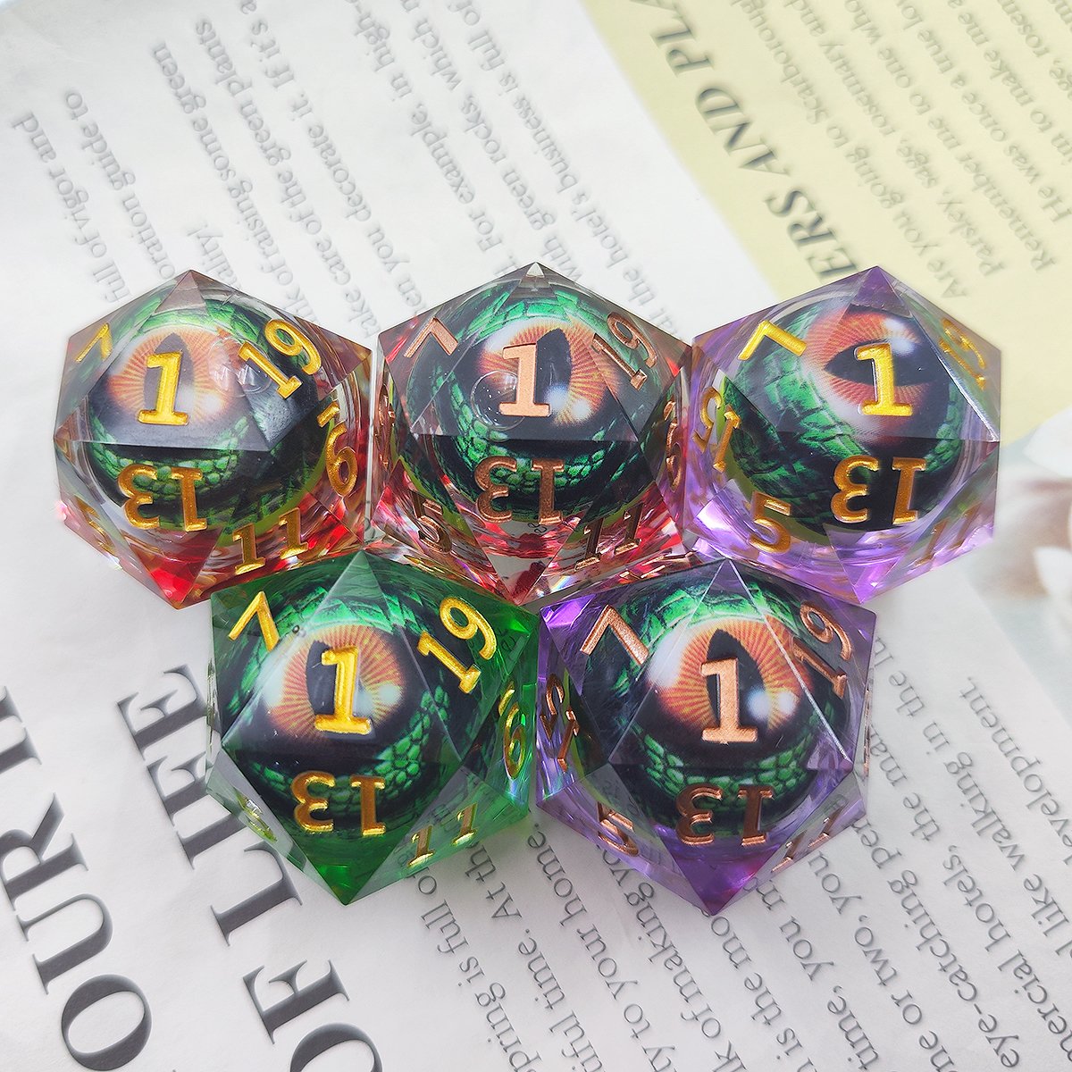 35MM customizable Liquid core Dungeons & Dragons board game DND game accessories can be shaken and customized
