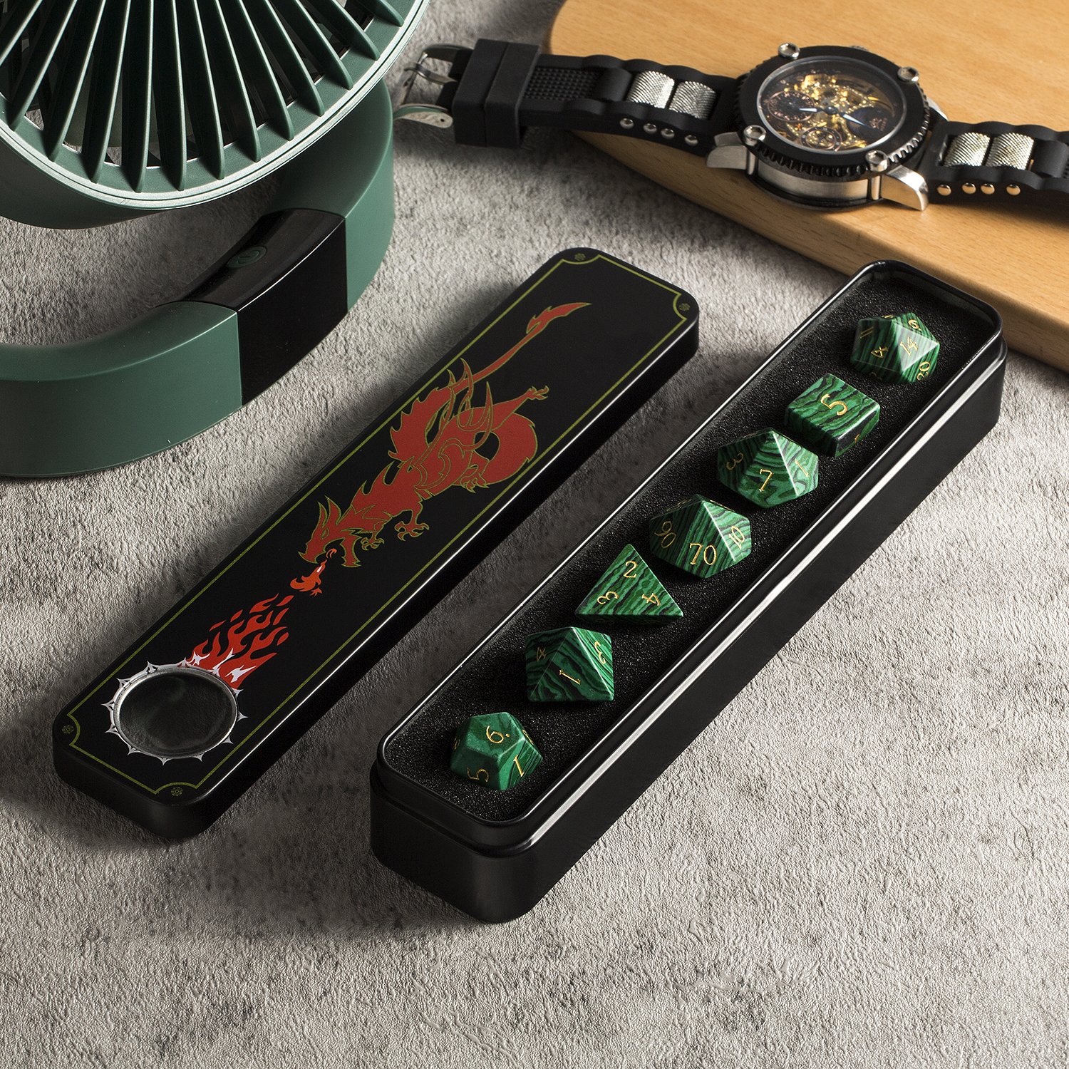 New style Natural Gemstone Dice Custom Engraved DND gem Dice Stone Handmade Polyhedral Dice Set for Table Games Malachite