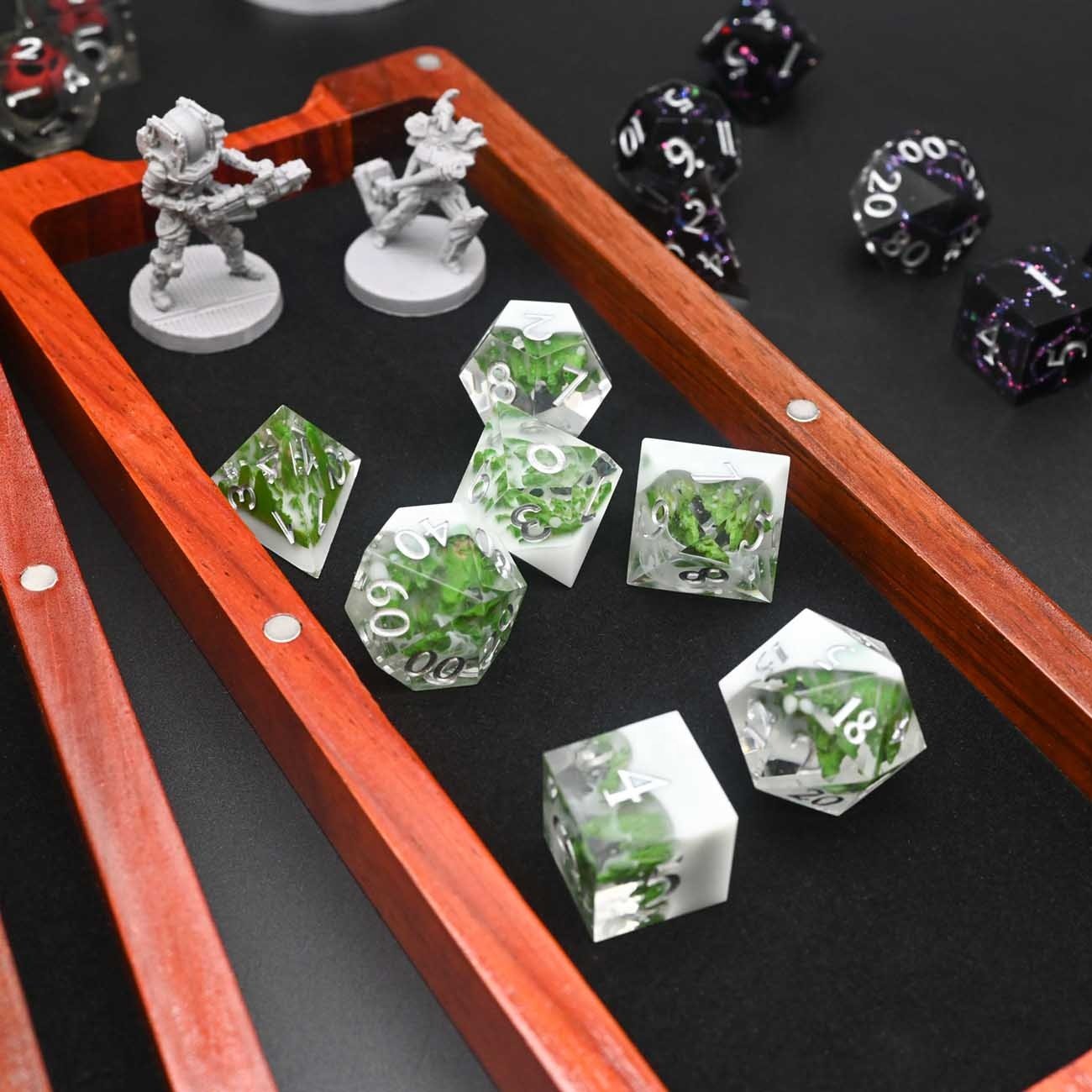 In Stock Rectangle Miniature Storage Box Rosewood DND Game Wooden Dice Box for Role Playing Game