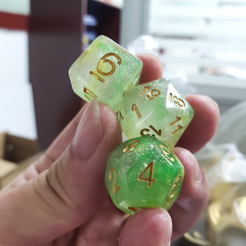 Custom Logo Polyhedral 16Mmm Multicolor Rounded Corner Resin RPG DND Role Playing Games Dice