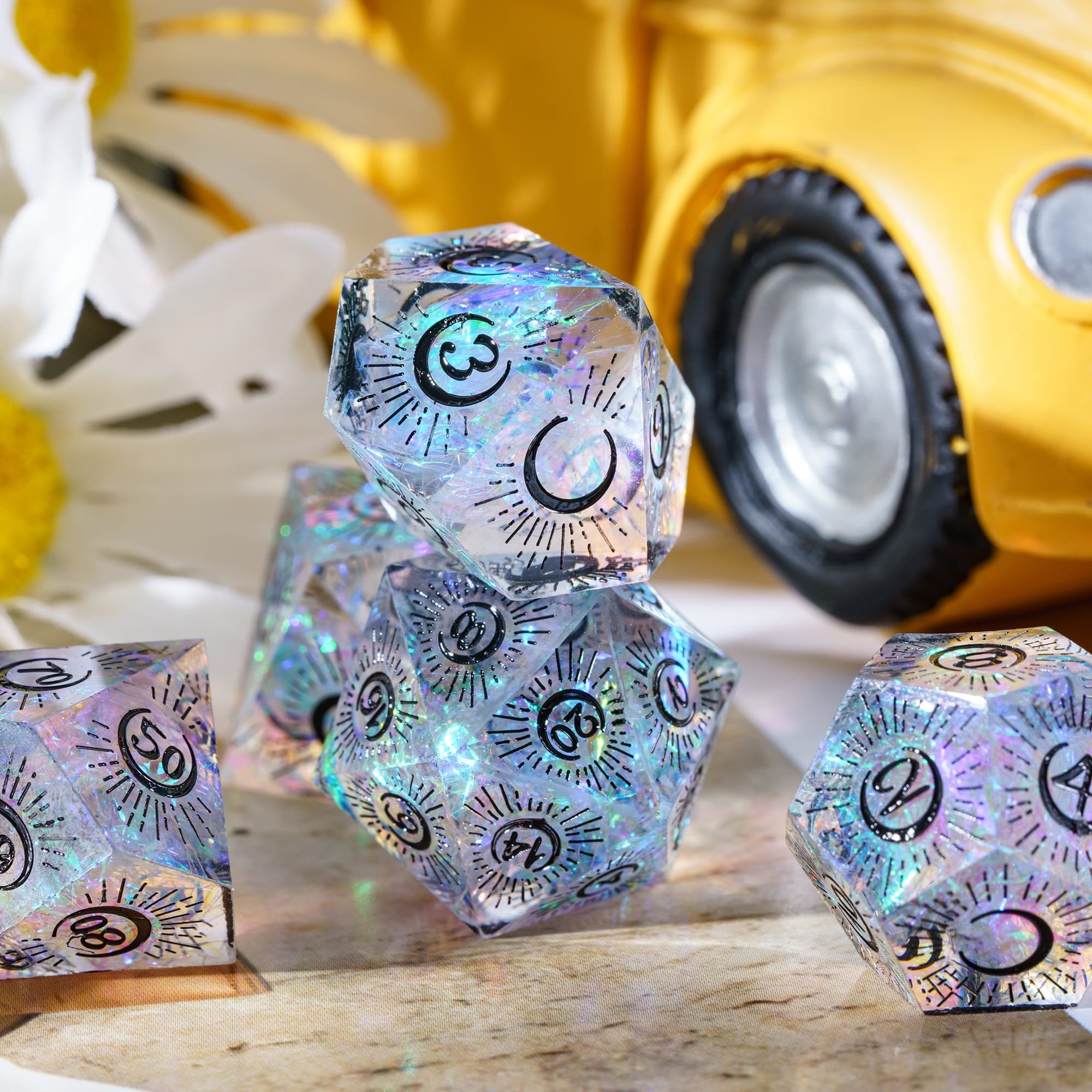 Udixi Custom Handmade sharp Rising Moon Pattern Resin Dice Dungeons and Dragons DND board game Dice Set
